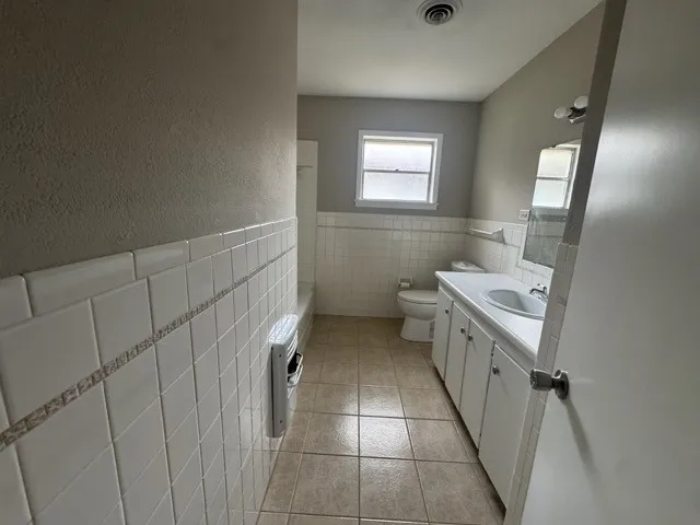 Single Family Residence For Rent in Hunt County , 4202 Templeton Street, Greenville, Texas 75401, 3 Bedroom, 2 Bathroom, 2 Garage spaces, 1,432 Sqft, built in 1970, mls#21399036, Real Estate Agent in Greenville, Homes For Rent in Hunt county, Homes For Rent in Greenville, Realtor in Greenville Texas, Real Estate Brokerage Independent Realty Texas, Luminita Cordes Realtor