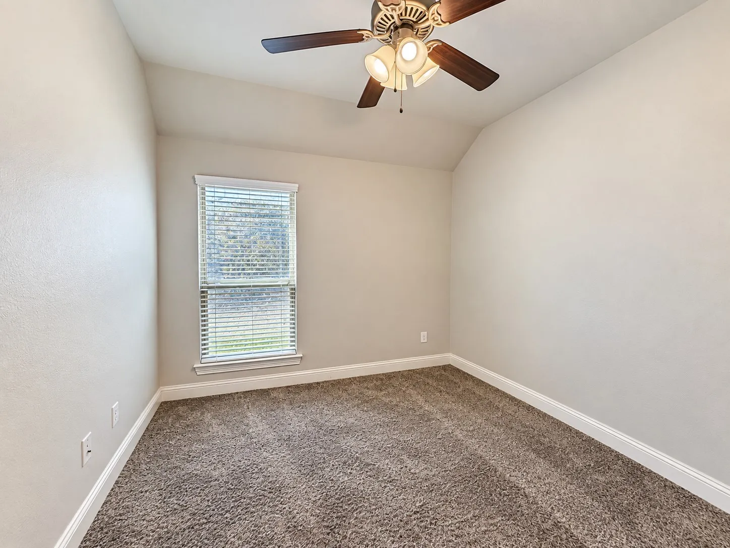 Single Family Residence For Rent in Denton County , 4320 Lakeview Drive, Frisco, Texas 75036, 3 Bedroom, 2 Bathroom, 2 Garage spaces, 1,768 Sqft, built in 2018, mls#21399016, Real Estate Agent in Frisco, Homes For Rent in Denton county, Homes For Rent in Frisco, Realtor in Frisco Texas, Real Estate Brokerage Independent Realty Texas, Luminita Cordes Realtor