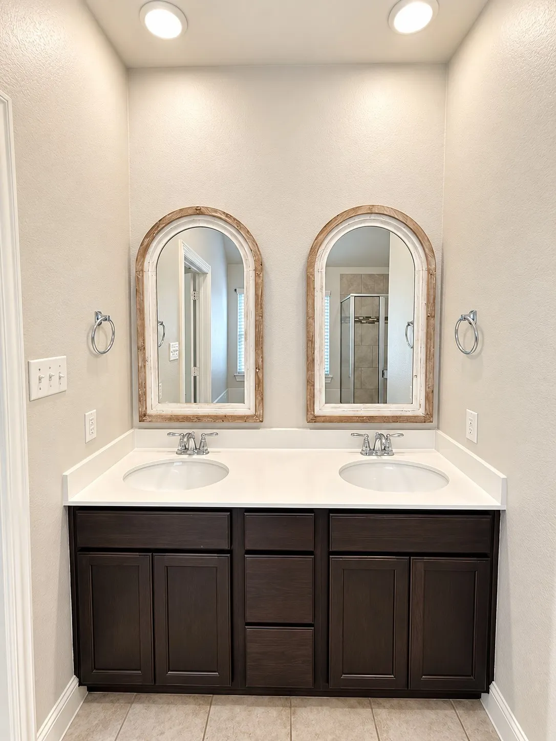 Single Family Residence For Rent in Denton County , 4320 Lakeview Drive, Frisco, Texas 75036, 3 Bedroom, 2 Bathroom, 2 Garage spaces, 1,768 Sqft, built in 2018, mls#21399016, Real Estate Agent in Frisco, Homes For Rent in Denton county, Homes For Rent in Frisco, Realtor in Frisco Texas, Real Estate Brokerage Independent Realty Texas, Luminita Cordes Realtor