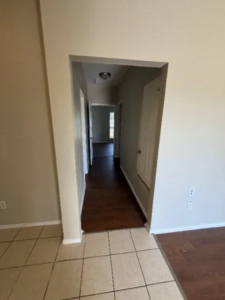 Duplex For Rent in Parker County , 120 Lindas Creek Lane, Weatherford, Texas 76088, 3 Bedroom, 2 Bathroom, Garage spaces, 2,142 Sqft, built in 2007, mls#21399045, Real Estate Agent in Weatherford, Homes For Rent in Parker county, Homes For Rent in Weatherford, Realtor in Weatherford Texas, Real Estate Brokerage Independent Realty Texas, Luminita Cordes Realtor