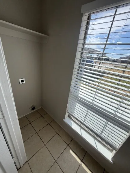 Duplex For Rent in Parker County , 120 Lindas Creek Lane, Weatherford, Texas 76088, 3 Bedroom, 2 Bathroom, Garage spaces, 2,142 Sqft, built in 2007, mls#21399045, Real Estate Agent in Weatherford, Homes For Rent in Parker county, Homes For Rent in Weatherford, Realtor in Weatherford Texas, Real Estate Brokerage Independent Realty Texas, Luminita Cordes Realtor