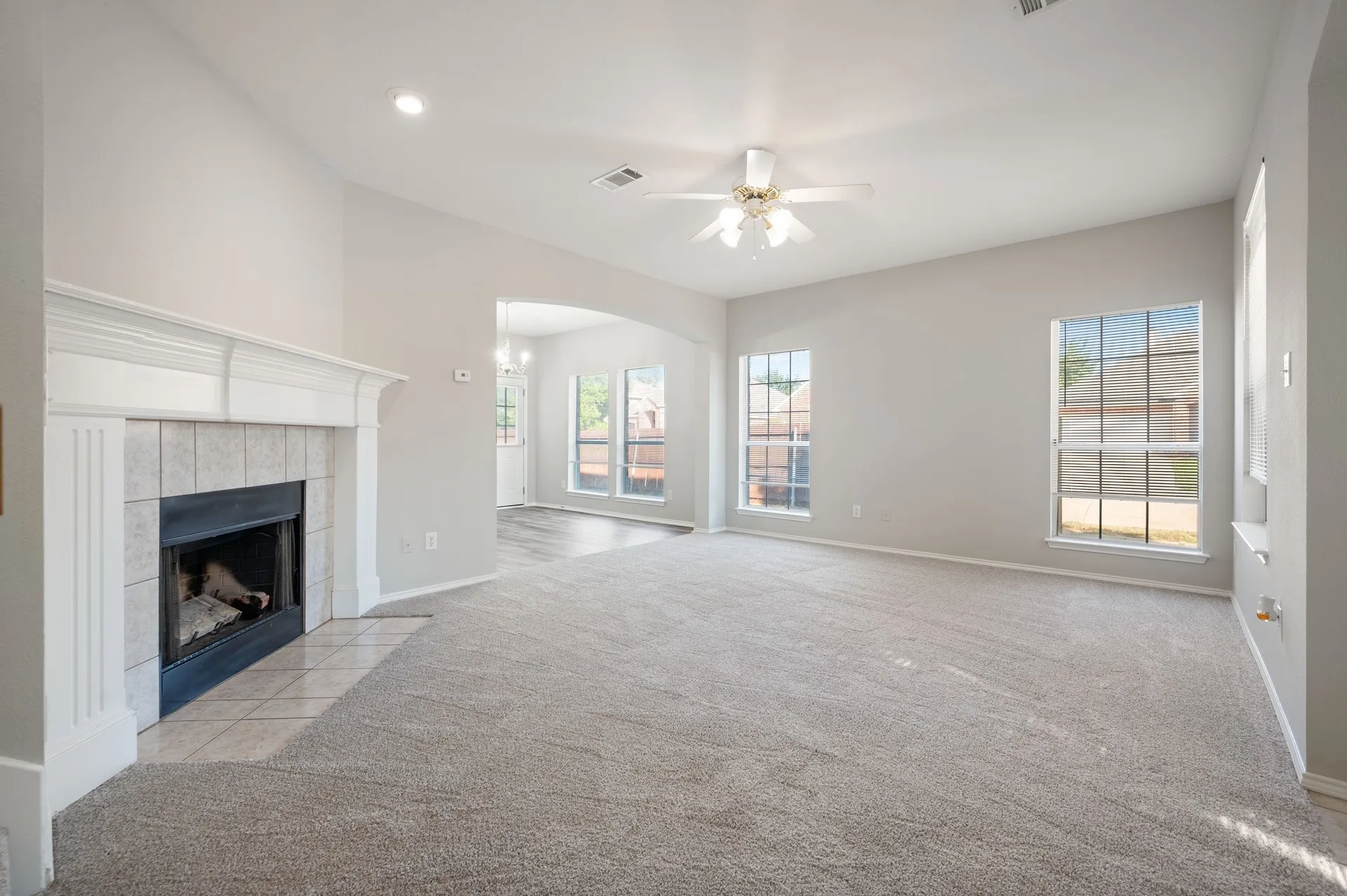 Single Family Residence For Sale in Collin County , 1117 Inland Lane, Mc Kinney, Texas 75072, 3 Bedroom, 3 Bathroom, 2 Garage spaces, 1,903 Sqft, built in 2002, mls#21398624, Real Estate Agent in Mc Kinney, Homes For Sale in Collin county, Homes For Sale in Mc Kinney, Realtor in Mc Kinney Texas, Real Estate Brokerage Independent Realty Texas, Luminita Cordes Realtor