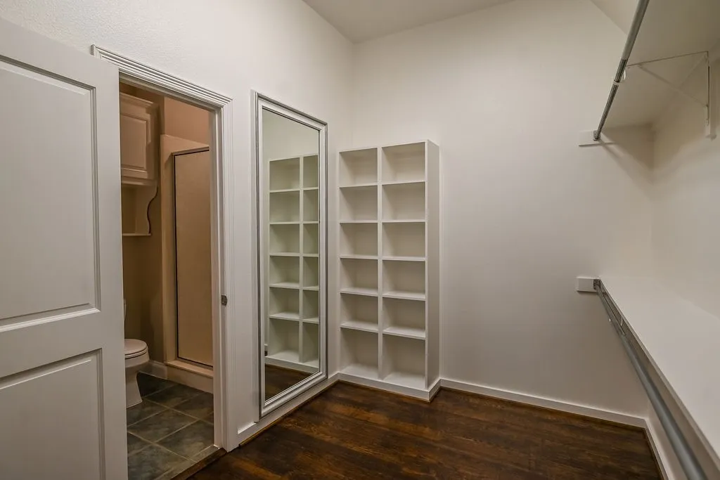 Single Family Residence For Sale in Dallas County , 711 Lexington Avenue, Coppell, Texas 75019, 5 Bedroom, 5 Bathroom, 3 Garage spaces, 4,854 Sqft, built in 2000, mls#21399085, Real Estate Agent in Coppell, Homes For Sale in Dallas county, Homes For Sale in Coppell, Realtor in Coppell Texas, Real Estate Brokerage Independent Realty Texas, Luminita Cordes Realtor