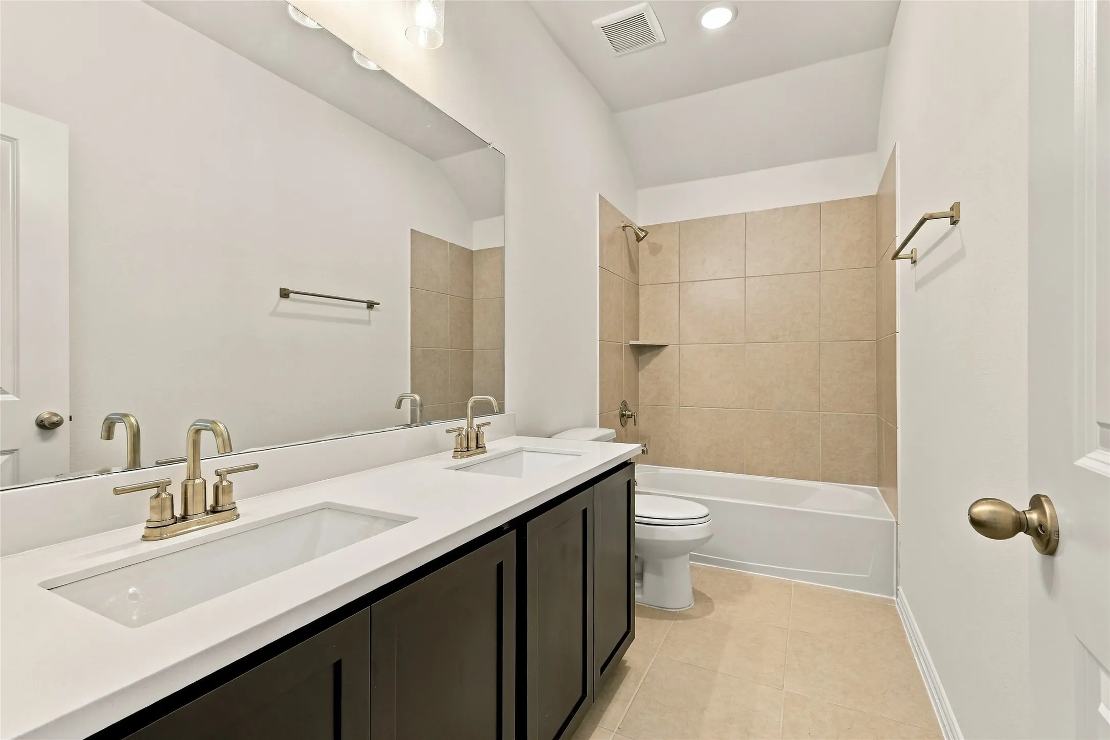 Single Family Residence For Sale in Denton County , 16517 Japanese Maple Drive, Fort Worth, Texas 76247, 4 Bedroom, 3 Bathroom, 2 Garage spaces, 2,470 Sqft, built in 2026, mls#21399067, Real Estate Agent in Fort Worth, Homes For Sale in Denton county, Homes For Sale in Fort Worth, Realtor in Fort Worth Texas, Real Estate Brokerage Independent Realty Texas, Luminita Cordes Realtor