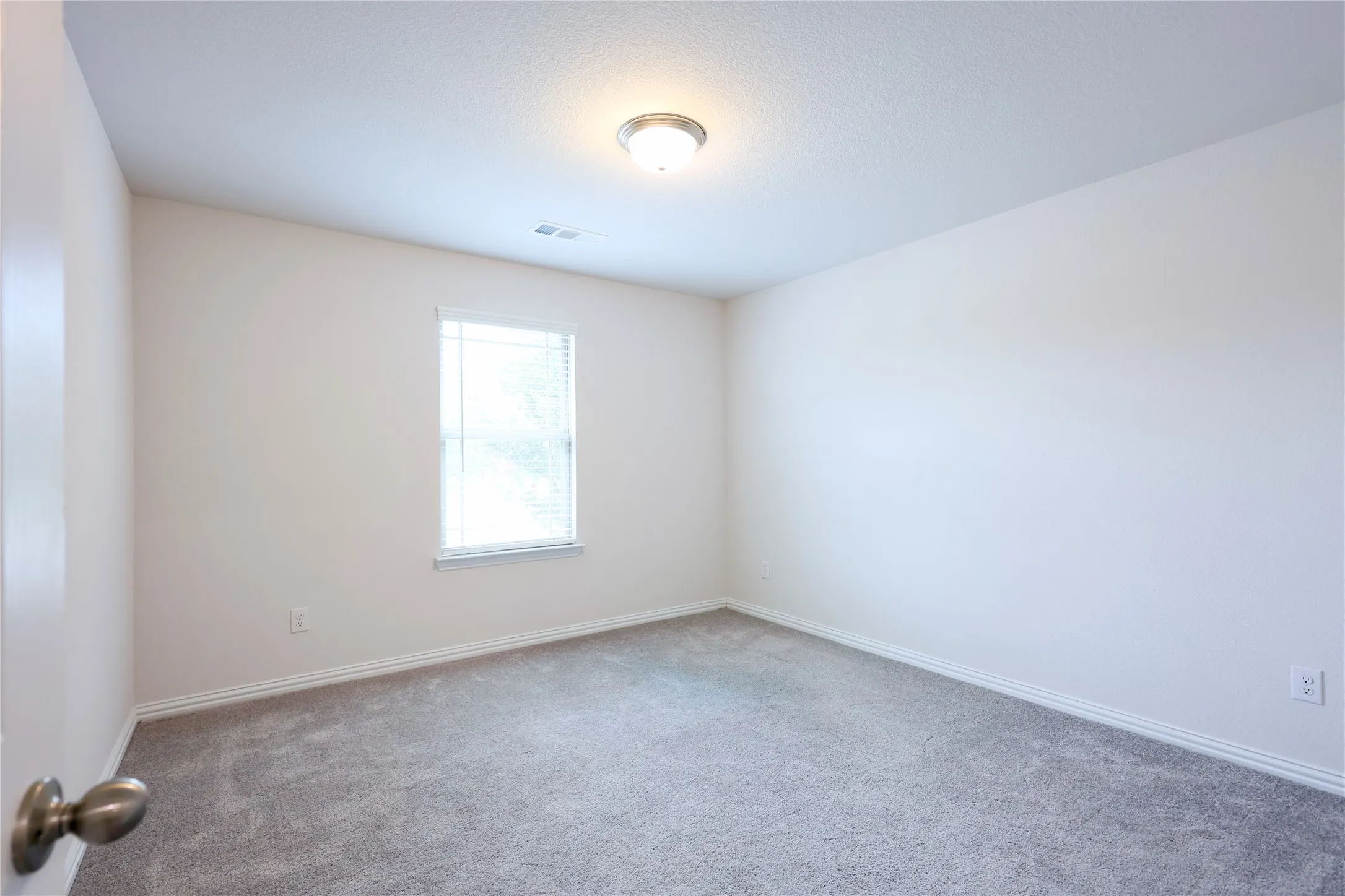 Single Family Residence For Rent in Collin County , 4012 Mockingbird Lane, Melissa, Texas 75454, 4 Bedroom, 3 Bathroom, 2 Garage spaces, 1,938 Sqft, built in 2021, mls#21398510, Real Estate Agent in Melissa, Homes For Rent in Collin county, Homes For Rent in Melissa, Realtor in Melissa Texas, Real Estate Brokerage Independent Realty Texas, Luminita Cordes Realtor