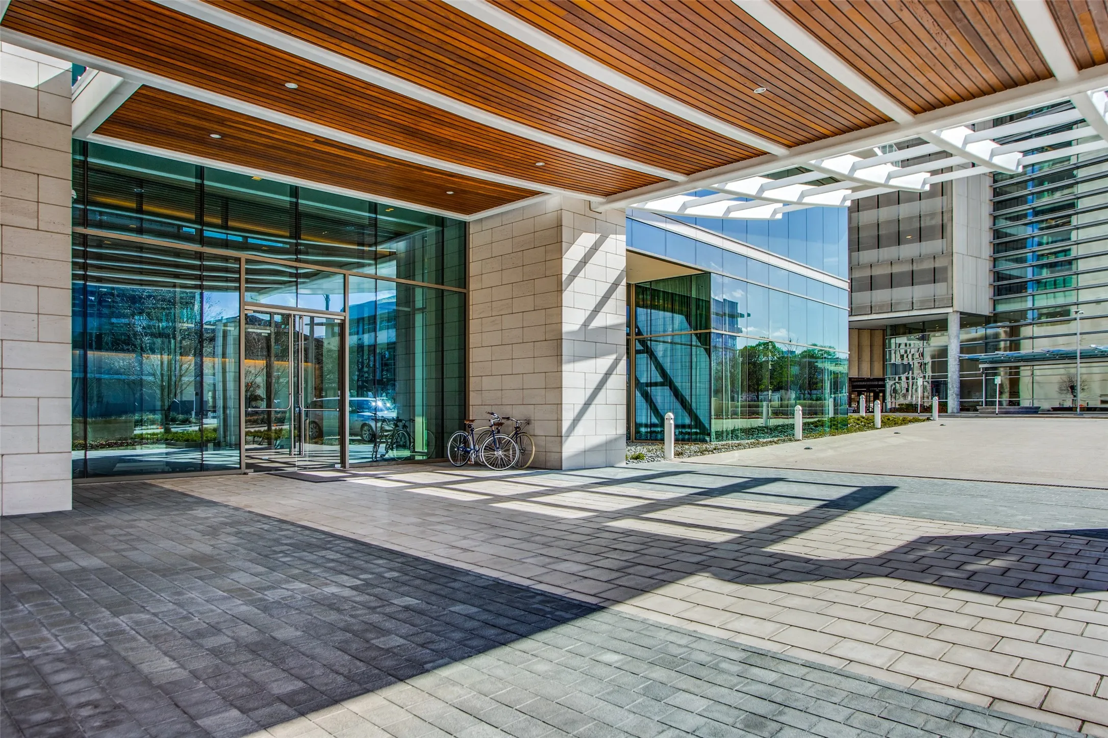 Condominium For Rent in Collin County , 7901 Windrose 605, Plano, Texas 75024, 1 Bedroom, 1 Bathroom, 2 Garage spaces, 1,020 Sqft, built in 2020, mls#21399103, Real Estate Agent in Plano, Homes For Rent in Collin county, Homes For Rent in Plano, Realtor in Plano Texas, Real Estate Brokerage Independent Realty Texas, Luminita Cordes Realtor
