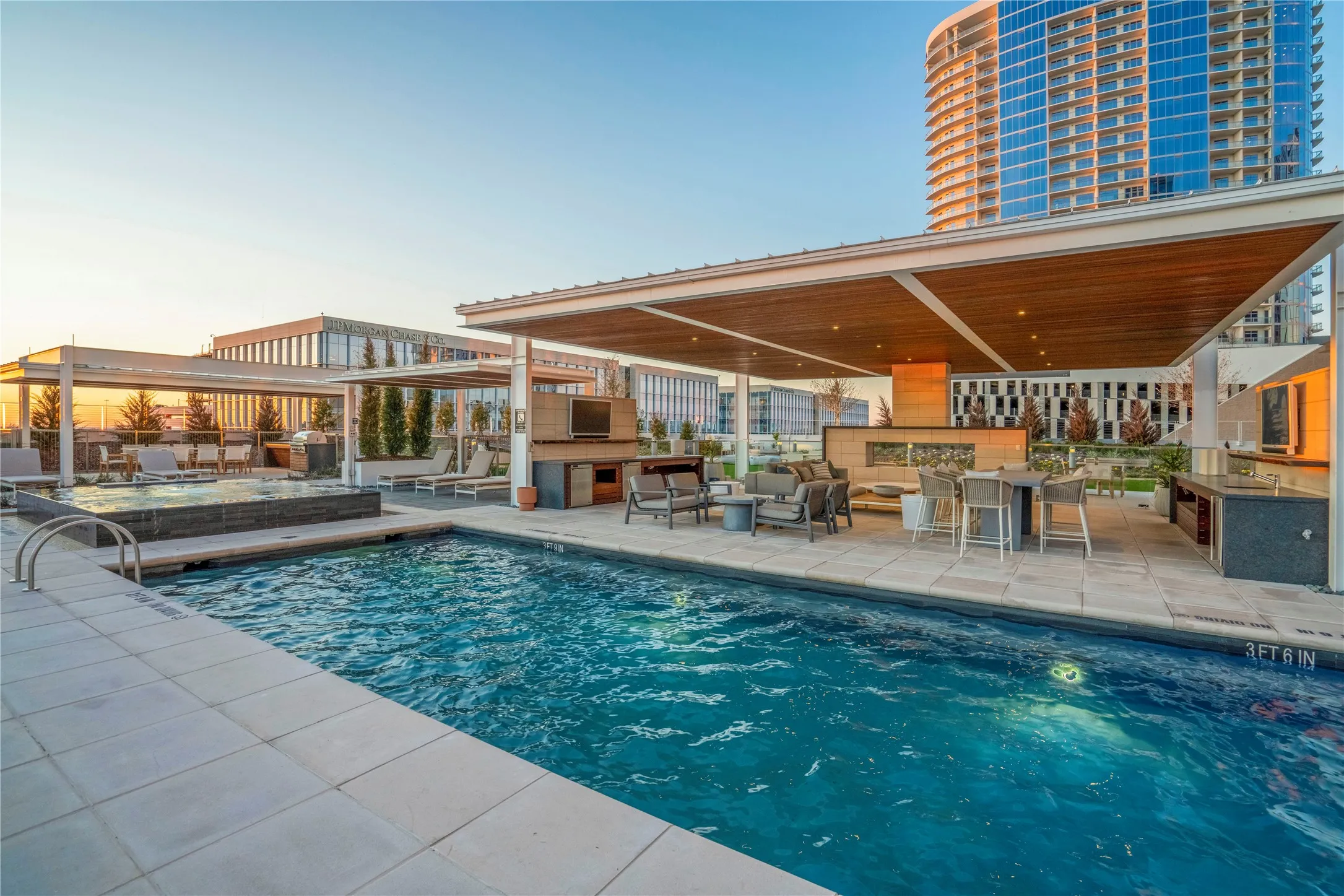 Condominium For Rent in Collin County , 7901 Windrose 605, Plano, Texas 75024, 1 Bedroom, 1 Bathroom, 2 Garage spaces, 1,020 Sqft, built in 2020, mls#21399103, Real Estate Agent in Plano, Homes For Rent in Collin county, Homes For Rent in Plano, Realtor in Plano Texas, Real Estate Brokerage Independent Realty Texas, Luminita Cordes Realtor