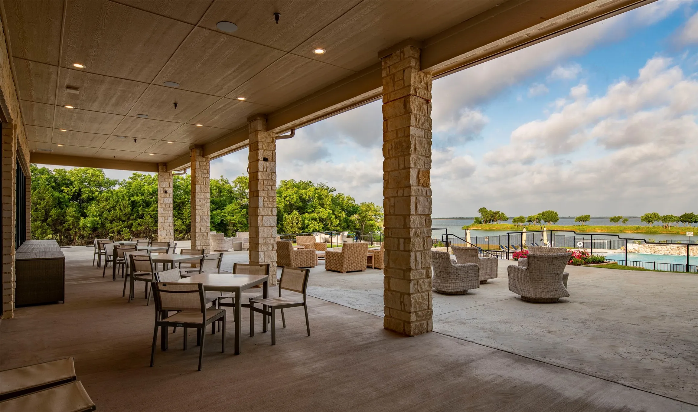 Single Family Residence For Sale in Rockwall County , 616 Osprey Court, Heath, Texas 75126, 4 Bedroom, 4 Bathroom, 3 Garage spaces, 3,650 Sqft, built in 2026, mls#21399120, Real Estate Agent in Heath, Homes For Sale in Rockwall county, Homes For Sale in Heath, Realtor in Heath Texas, Real Estate Brokerage Independent Realty Texas, Luminita Cordes Realtor