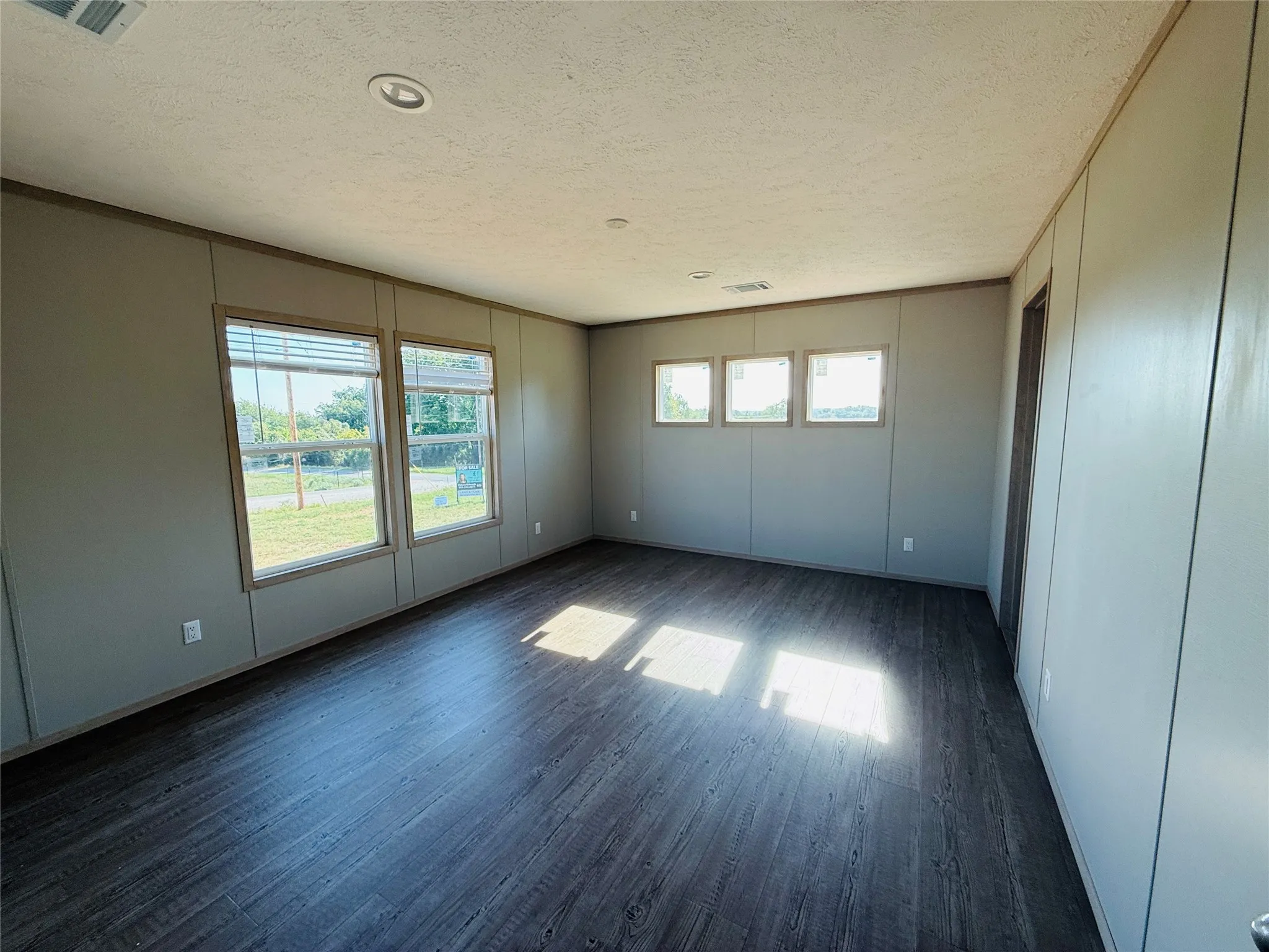 Manufactured Home For Sale in Palo Pinto County , 11 Kenzi Drive, Mineral Wells, Texas 76067, 4 Bedroom, 2 Bathroom, Garage spaces, 1,791 Sqft, built in 2026, mls#21399065, Real Estate Agent in Mineral Wells, Homes For Sale in Palo Pinto county, Homes For Sale in Mineral Wells, Realtor in Mineral Wells Texas, Real Estate Brokerage Independent Realty Texas, Luminita Cordes Realtor