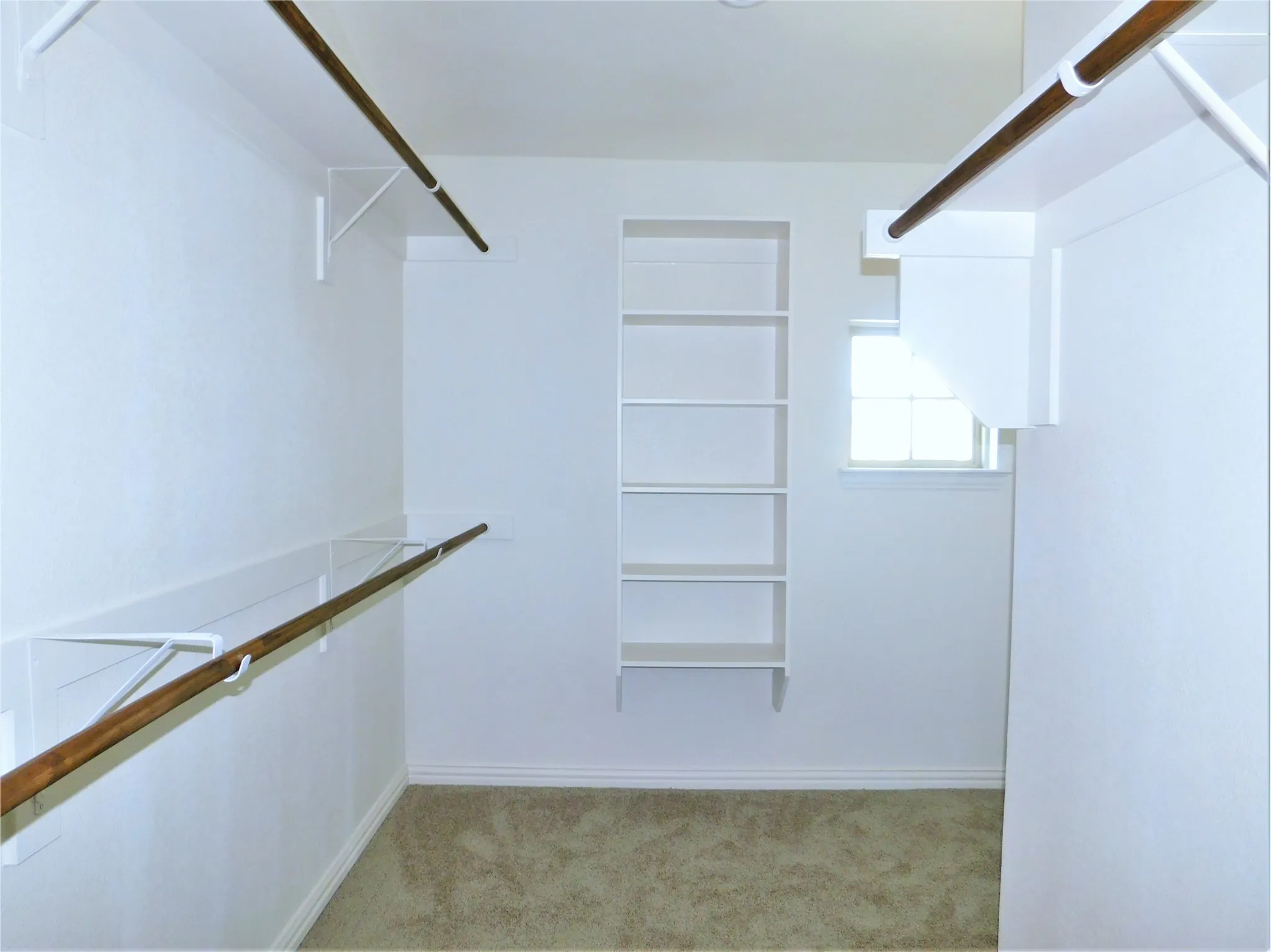 Townhouse For Rent in Denton County , 3325 Solana Circle, Denton, Texas 76207, 3 Bedroom, 3 Bathroom, 2 Garage spaces, 1,752 Sqft, built in 2021, mls#21395860, Real Estate Agent in Denton, Homes For Rent in Denton county, Homes For Rent in Denton, Realtor in Denton Texas, Real Estate Brokerage Independent Realty Texas, Luminita Cordes Realtor