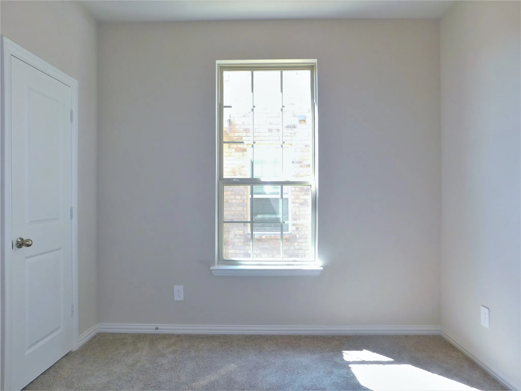 Townhouse For Rent in Denton County , 3325 Solana Circle, Denton, Texas 76207, 3 Bedroom, 3 Bathroom, 2 Garage spaces, 1,752 Sqft, built in 2021, mls#21395860, Real Estate Agent in Denton, Homes For Rent in Denton county, Homes For Rent in Denton, Realtor in Denton Texas, Real Estate Brokerage Independent Realty Texas, Luminita Cordes Realtor