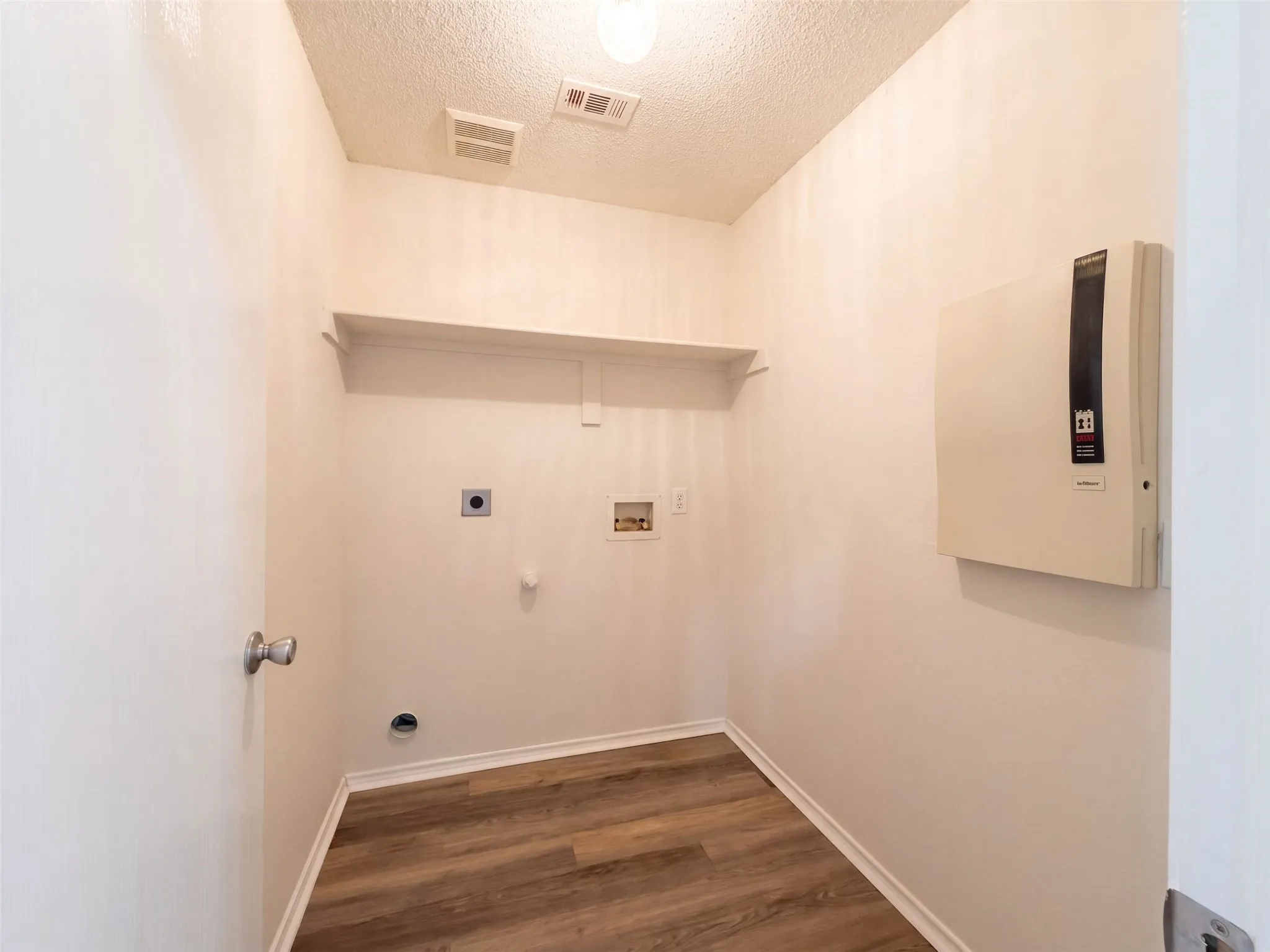 Single Family Residence For Sale in Denton County , 1313 Sandpiper, Aubrey, Texas 76227, 4 Bedroom, 2 Bathroom, 2 Garage spaces, 1,861 Sqft, built in 2003, mls#21399138, Real Estate Agent in Aubrey, Homes For Sale in Denton county, Homes For Sale in Aubrey, Realtor in Aubrey Texas, Real Estate Brokerage Independent Realty Texas, Luminita Cordes Realtor