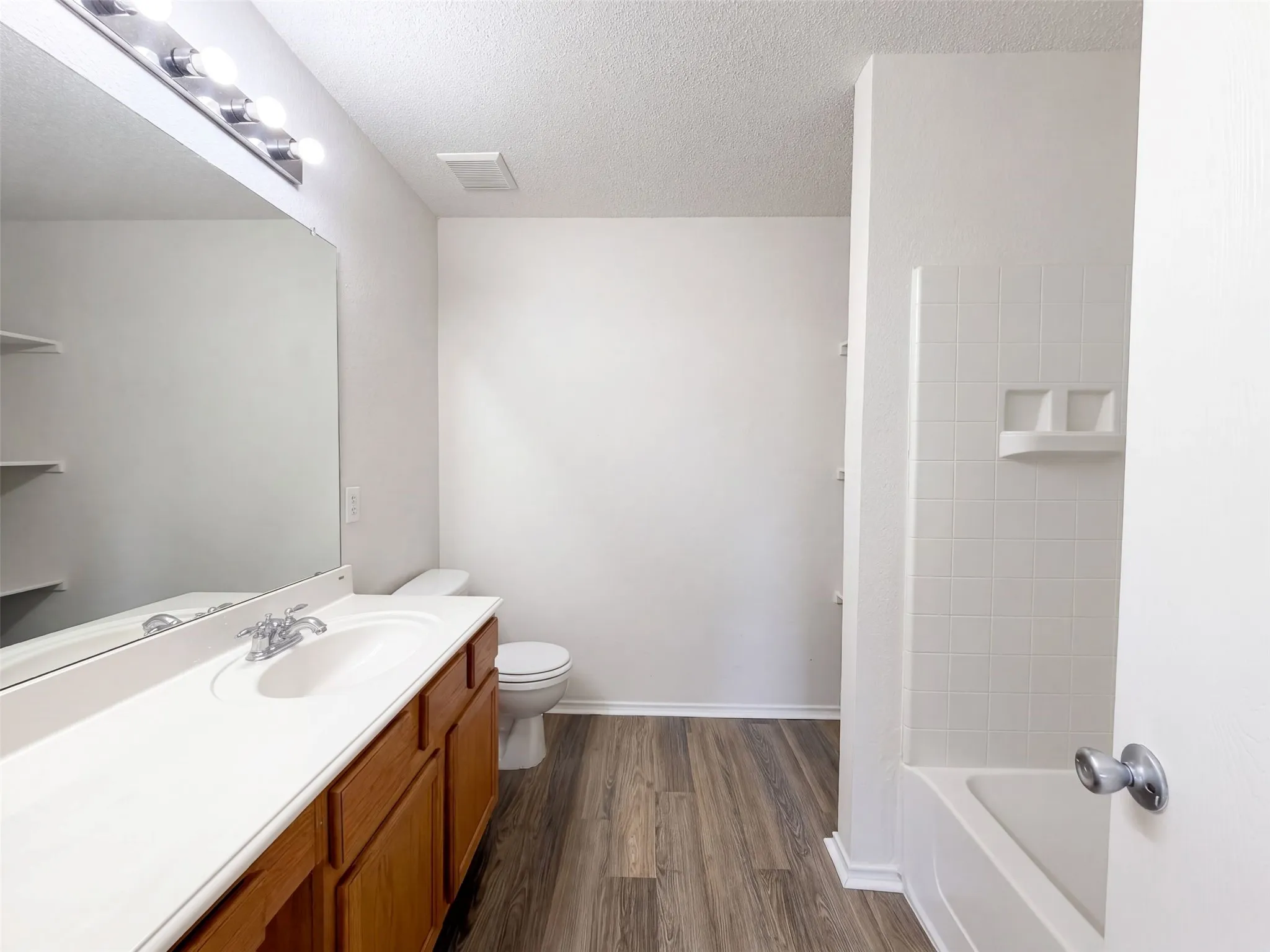 Single Family Residence For Sale in Denton County , 1313 Sandpiper, Aubrey, Texas 76227, 4 Bedroom, 2 Bathroom, 2 Garage spaces, 1,861 Sqft, built in 2003, mls#21399138, Real Estate Agent in Aubrey, Homes For Sale in Denton county, Homes For Sale in Aubrey, Realtor in Aubrey Texas, Real Estate Brokerage Independent Realty Texas, Luminita Cordes Realtor