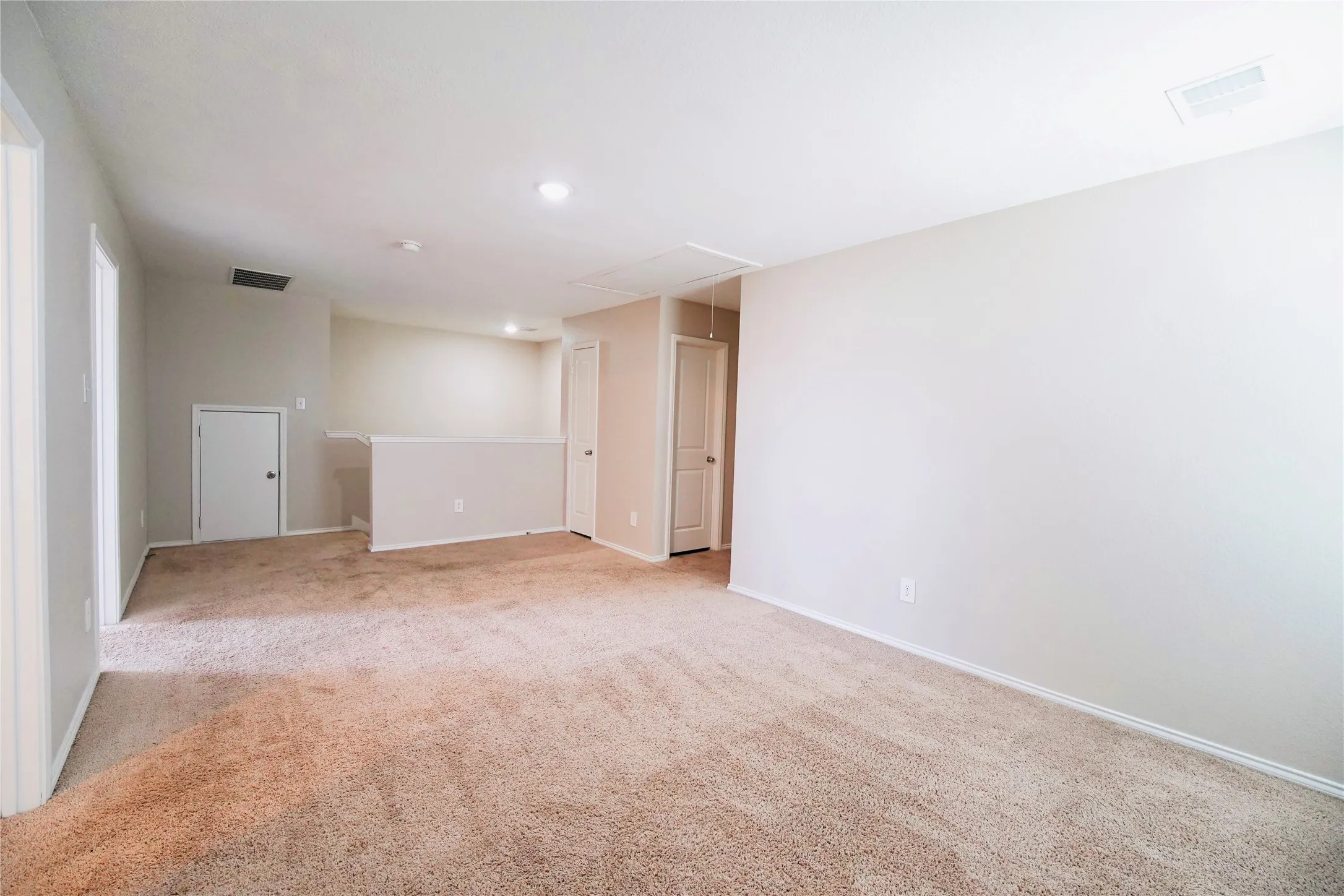 Single Family Residence For Rent in Kaufman County , 2921 Bronte Boulevard, Heartland, Texas 75126, 4 Bedroom, 3 Bathroom, 2 Garage spaces, 2,136 Sqft, built in 2021, mls#21399153, Real Estate Agent in Heartland, Homes For Rent in Kaufman county, Homes For Rent in Heartland, Realtor in Heartland Texas, Real Estate Brokerage Independent Realty Texas, Luminita Cordes Realtor