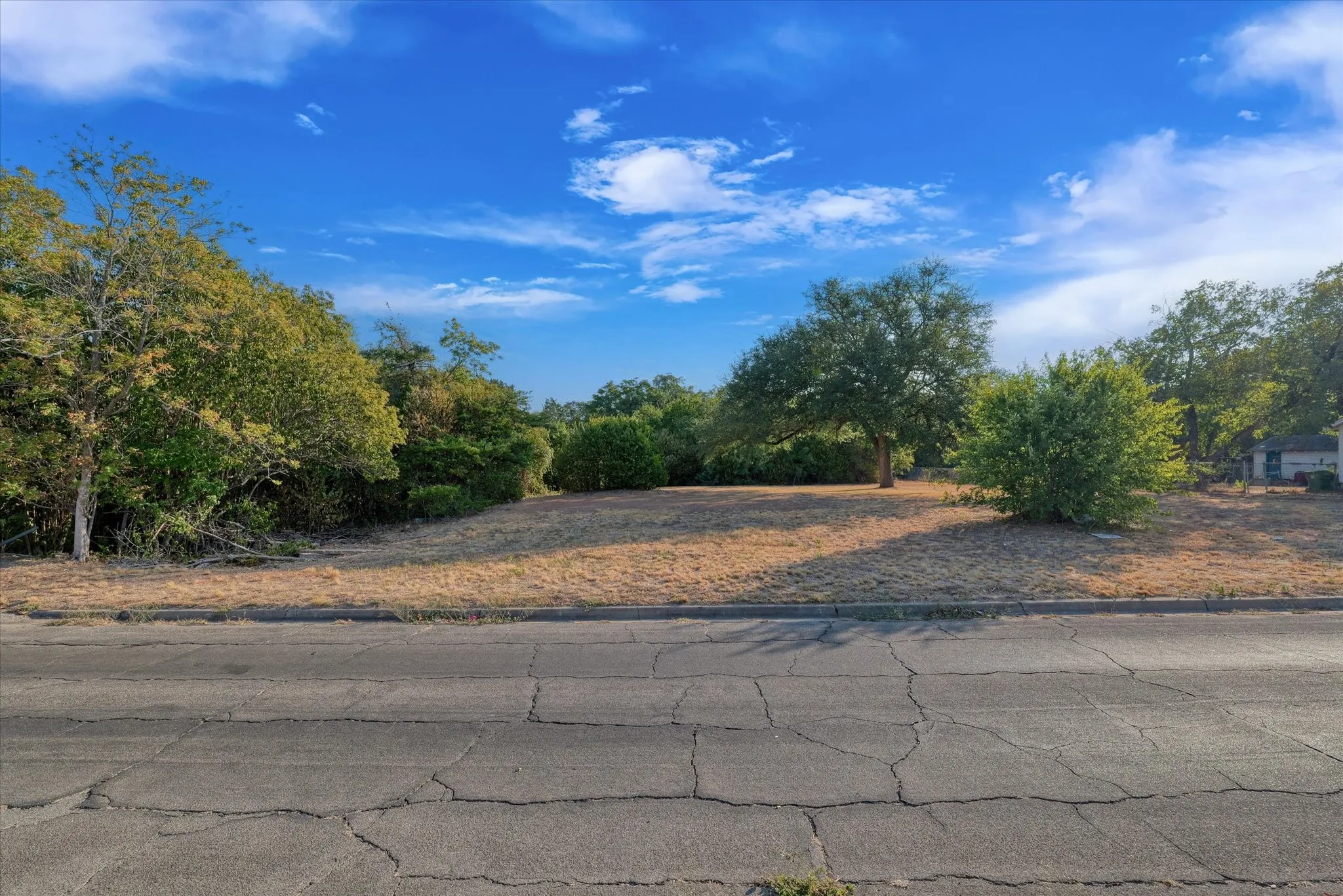 Unimproved Land For Sale in Mc Lennan County , 3123 N 18th Street, Waco, Texas 76708, 0, 0, Garage spaces, 0 Sqft, built in 0, mls#21398082, Real Estate Agent in Waco, Homes For Sale in Mc Lennan county, Homes For Sale in Waco, Realtor in Waco Texas, Real Estate Brokerage Independent Realty Texas, Luminita Cordes Realtor