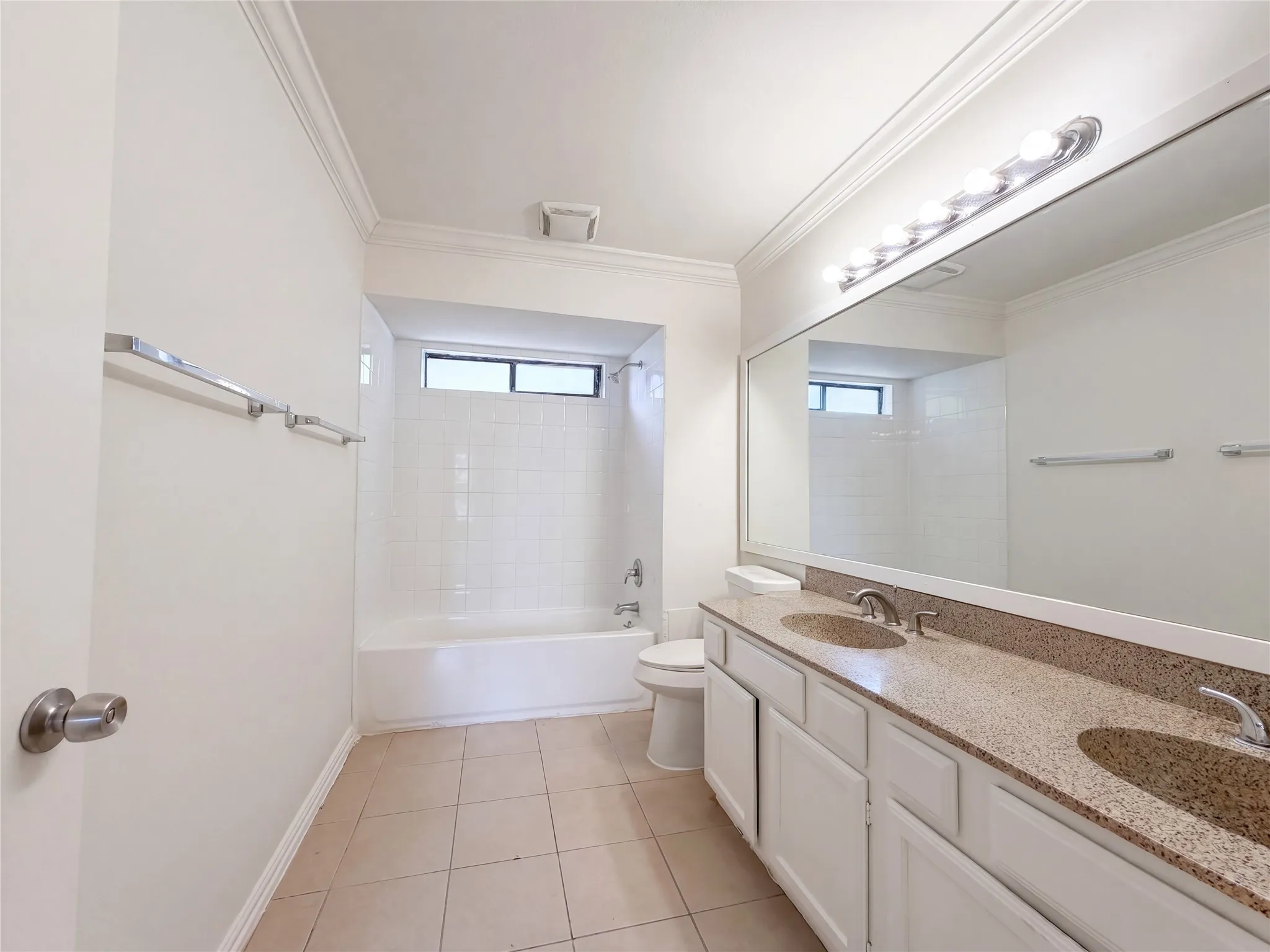 Single Family Residence For Sale in Tarrant County , 4622 Covington Court, Grand Prairie, Texas 75052, 4 Bedroom, 3 Bathroom, 2 Garage spaces, 2,260 Sqft, built in 1984, mls#21396842, Real Estate Agent in Grand Prairie, Homes For Sale in Tarrant county, Homes For Sale in Grand Prairie, Realtor in Grand Prairie Texas, Real Estate Brokerage Independent Realty Texas, Luminita Cordes Realtor