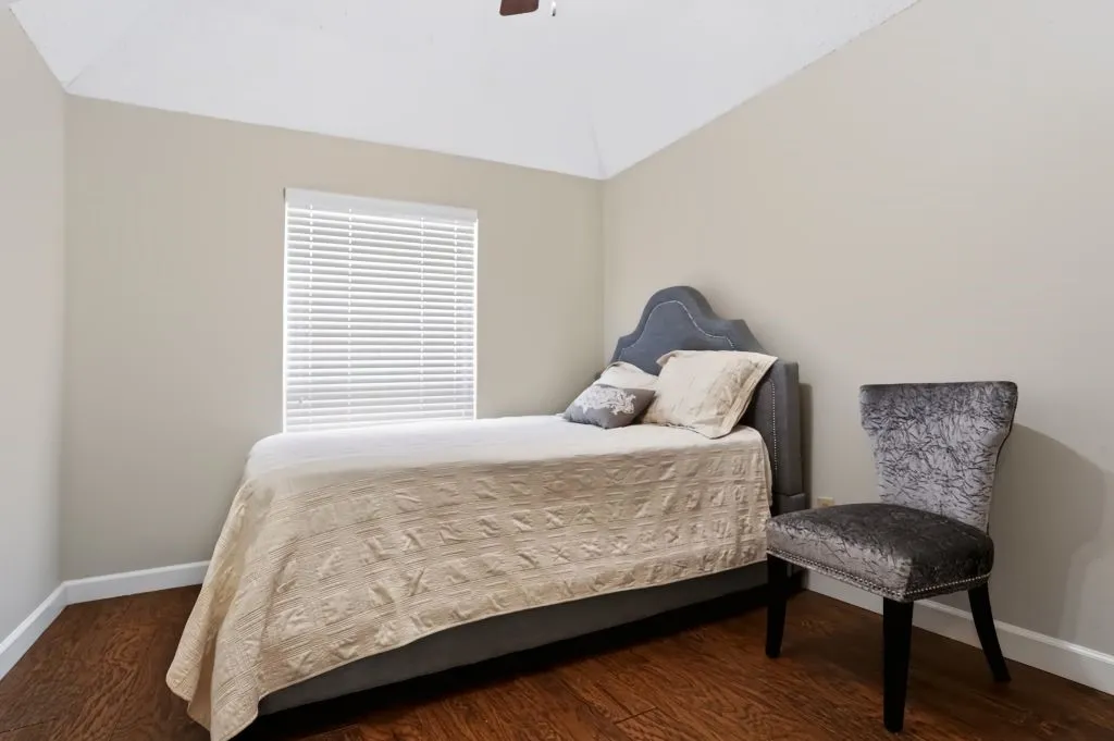 Single Family Residence For Sale in Collin County , 3304 Sedona Lane, Mc Kinney, Texas 75070, 3 Bedroom, 2 Bathroom, 2 Garage spaces, 1,928 Sqft, built in 1989, mls#21398594, Real Estate Agent in Mc Kinney, Homes For Sale in Collin county, Homes For Sale in Mc Kinney, Realtor in Mc Kinney Texas, Real Estate Brokerage Independent Realty Texas, Luminita Cordes Realtor