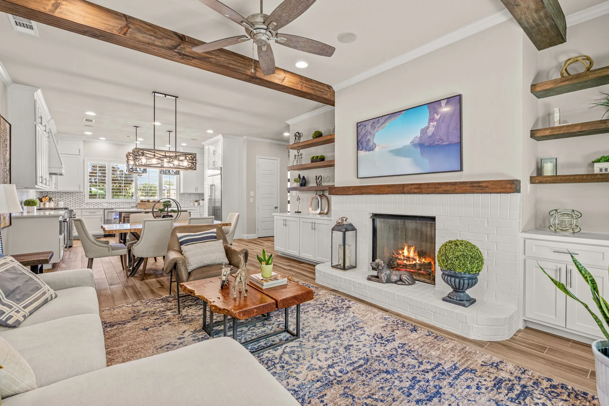 Single Family Residence For Sale in Tarrant County , 4153 Watercourse Drive, Fort Worth, Texas 76109, 3 Bedroom, 4 Bathroom, 2 Garage spaces, 2,949 Sqft, built in 2020, mls#21398858, Real Estate Agent in Fort Worth, Homes For Sale in Tarrant county, Homes For Sale in Fort Worth, Realtor in Fort Worth Texas, Real Estate Brokerage Independent Realty Texas, Luminita Cordes Realtor