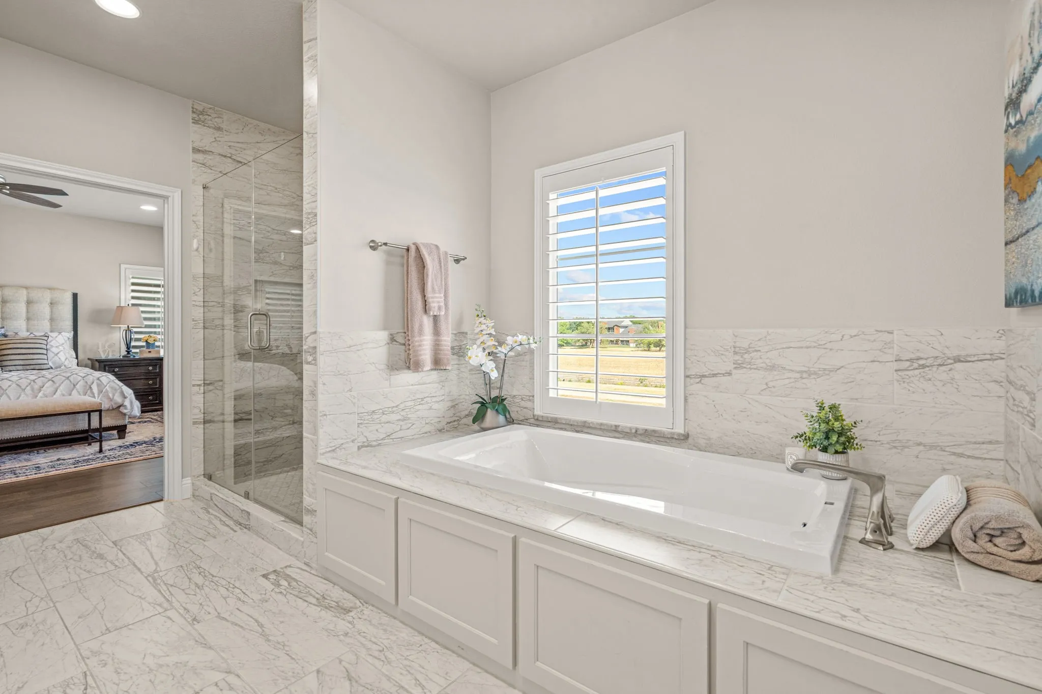 Single Family Residence For Sale in Tarrant County , 4153 Watercourse Drive, Fort Worth, Texas 76109, 3 Bedroom, 4 Bathroom, 2 Garage spaces, 2,949 Sqft, built in 2020, mls#21398858, Real Estate Agent in Fort Worth, Homes For Sale in Tarrant county, Homes For Sale in Fort Worth, Realtor in Fort Worth Texas, Real Estate Brokerage Independent Realty Texas, Luminita Cordes Realtor