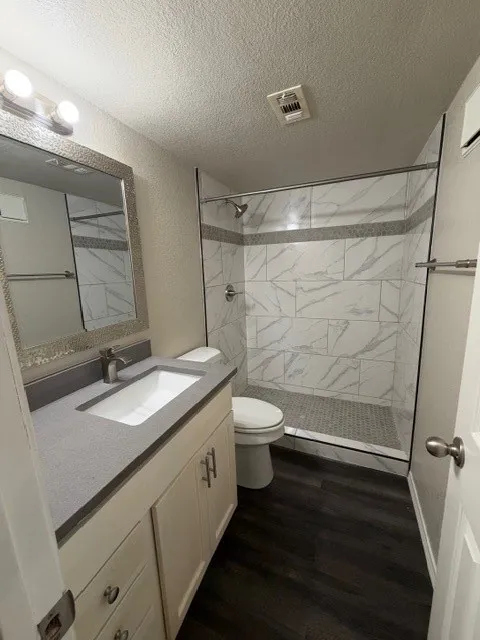 Condominium For Rent in Tarrant County , 5600 Boca Raton Boulevard 156, Fort Worth, Texas 76112, 3 Bedroom, 2 Bathroom, Garage spaces, 1,445 Sqft, built in 1972, mls#21399048, Real Estate Agent in Fort Worth, Homes For Rent in Tarrant county, Homes For Rent in Fort Worth, Realtor in Fort Worth Texas, Real Estate Brokerage Independent Realty Texas, Luminita Cordes Realtor