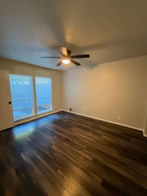 Condominium For Rent in Tarrant County , 5600 Boca Raton Boulevard 156, Fort Worth, Texas 76112, 3 Bedroom, 2 Bathroom, Garage spaces, 1,445 Sqft, built in 1972, mls#21399048, Real Estate Agent in Fort Worth, Homes For Rent in Tarrant county, Homes For Rent in Fort Worth, Realtor in Fort Worth Texas, Real Estate Brokerage Independent Realty Texas, Luminita Cordes Realtor