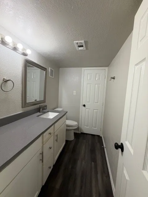 Condominium For Rent in Tarrant County , 5600 Boca Raton Boulevard 156, Fort Worth, Texas 76112, 3 Bedroom, 2 Bathroom, Garage spaces, 1,445 Sqft, built in 1972, mls#21399048, Real Estate Agent in Fort Worth, Homes For Rent in Tarrant county, Homes For Rent in Fort Worth, Realtor in Fort Worth Texas, Real Estate Brokerage Independent Realty Texas, Luminita Cordes Realtor