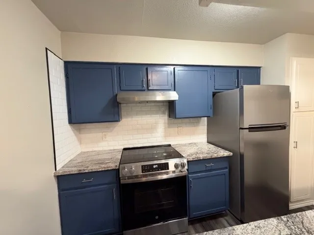 Condominium For Rent in Tarrant County , 5600 Boca Raton Boulevard 156, Fort Worth, Texas 76112, 3 Bedroom, 2 Bathroom, Garage spaces, 1,445 Sqft, built in 1972, mls#21399048, Real Estate Agent in Fort Worth, Homes For Rent in Tarrant county, Homes For Rent in Fort Worth, Realtor in Fort Worth Texas, Real Estate Brokerage Independent Realty Texas, Luminita Cordes Realtor