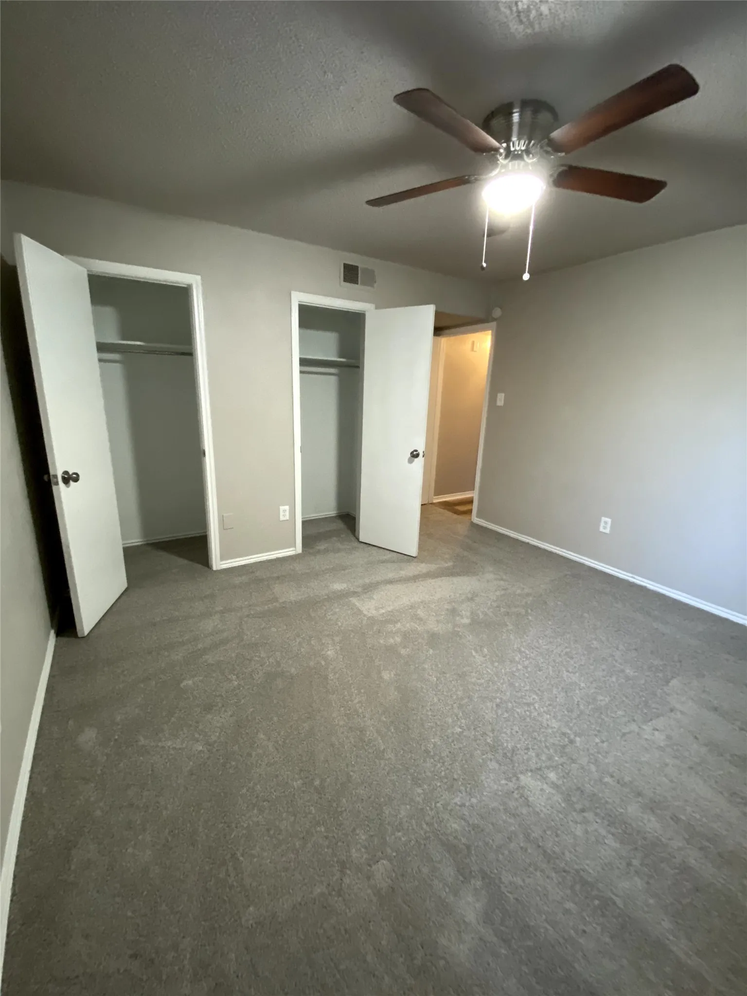Duplex For Sale in Dallas County , 2912 Nelson Drive, Mesquite, Texas 75150, 3 Bedroom, 2 Bathroom, 2 Garage spaces, 0 Sqft, built in 1982, mls#21399183, Real Estate Agent in Mesquite, Homes For Sale in Dallas county, Homes For Sale in Mesquite, Realtor in Mesquite Texas, Real Estate Brokerage Independent Realty Texas, Luminita Cordes Realtor