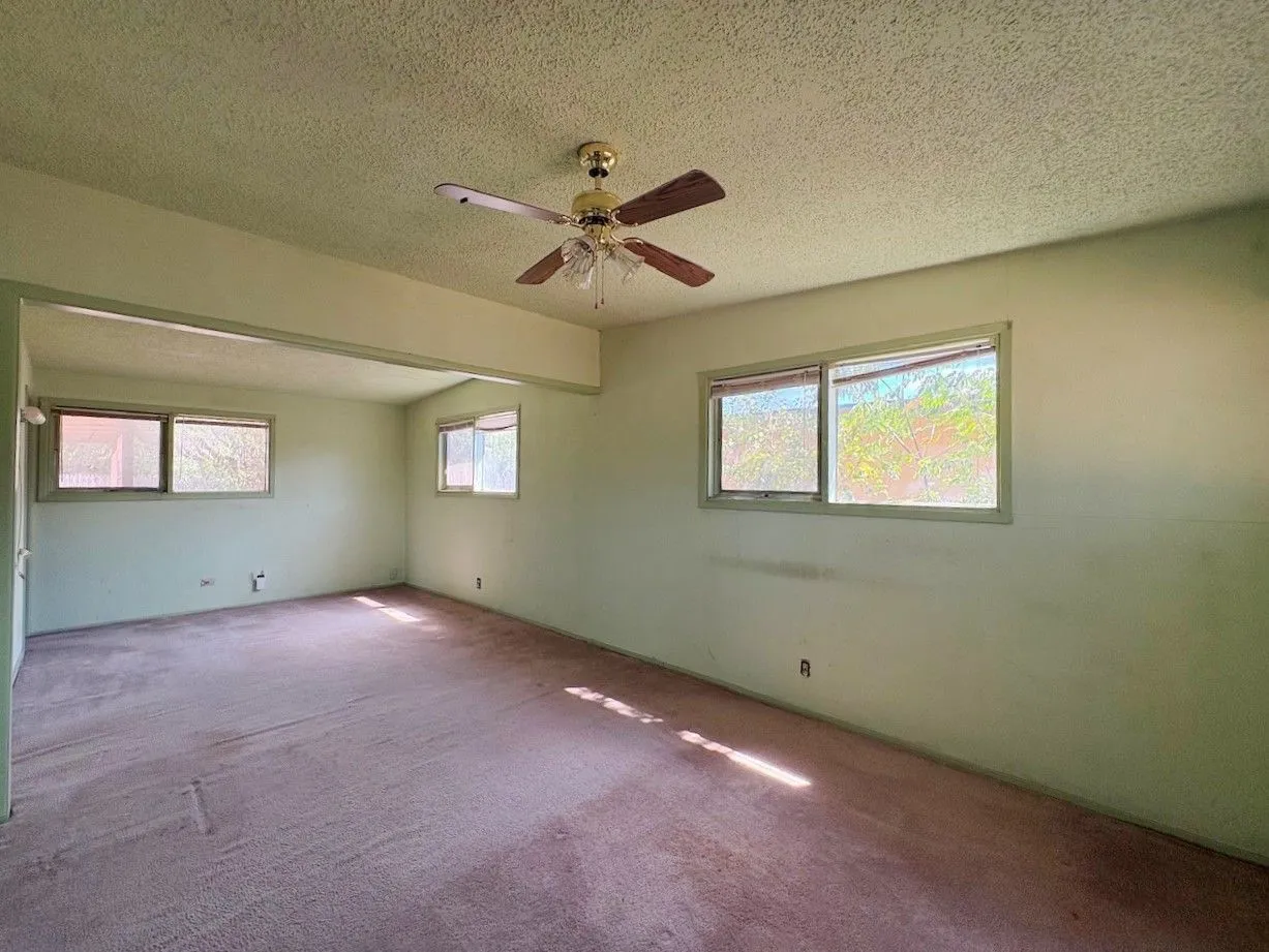 Single Family Residence For Sale in Tom Green County , 2532 A and M Avenue, San Angelo, Texas 76904, 2 Bedroom, 2 Bathroom, Garage spaces, 1,075 Sqft, built in 1957, mls#21397691, Real Estate Agent in San Angelo, Homes For Sale in Tom Green county, Homes For Sale in San Angelo, Realtor in San Angelo Texas, Real Estate Brokerage Independent Realty Texas, Luminita Cordes Realtor