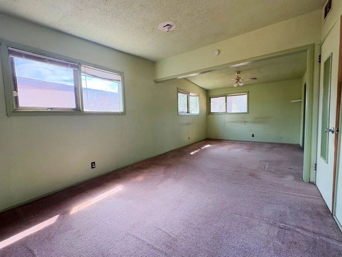 Single Family Residence For Sale in Tom Green County , 2532 A and M Avenue, San Angelo, Texas 76904, 2 Bedroom, 2 Bathroom, Garage spaces, 1,075 Sqft, built in 1957, mls#21397691, Real Estate Agent in San Angelo, Homes For Sale in Tom Green county, Homes For Sale in San Angelo, Realtor in San Angelo Texas, Real Estate Brokerage Independent Realty Texas, Luminita Cordes Realtor