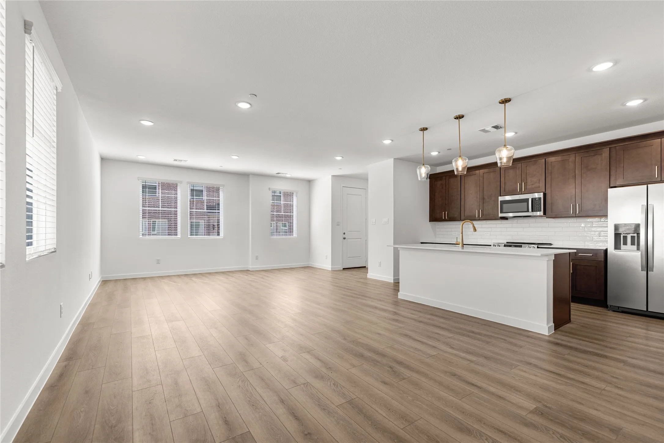 Townhouse For Rent in Tarrant County , 5712 Terrace Drive, Watauga, Texas 76148, 3 Bedroom, 3 Bathroom, 2 Garage spaces, 2,050 Sqft, built in 2026, mls#21399206, Real Estate Agent in Watauga, Homes For Rent in Tarrant county, Homes For Rent in Watauga, Realtor in Watauga Texas, Real Estate Brokerage Independent Realty Texas, Luminita Cordes Realtor
