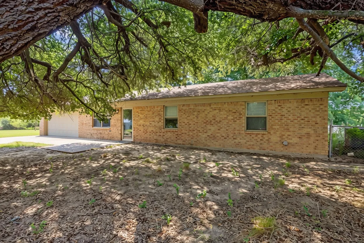 Farm For Sale in Upshur County , 8468 Hydrangea Road, Ore City, Texas 75683, 3 Bedroom, 2 Bathroom, 2 Garage spaces, 1,167 Sqft, built in 1985, mls#21372369, Real Estate Agent in Ore City, Homes For Sale in Upshur county, Homes For Sale in Ore City, Realtor in Ore City Texas, Real Estate Brokerage Independent Realty Texas, Luminita Cordes Realtor