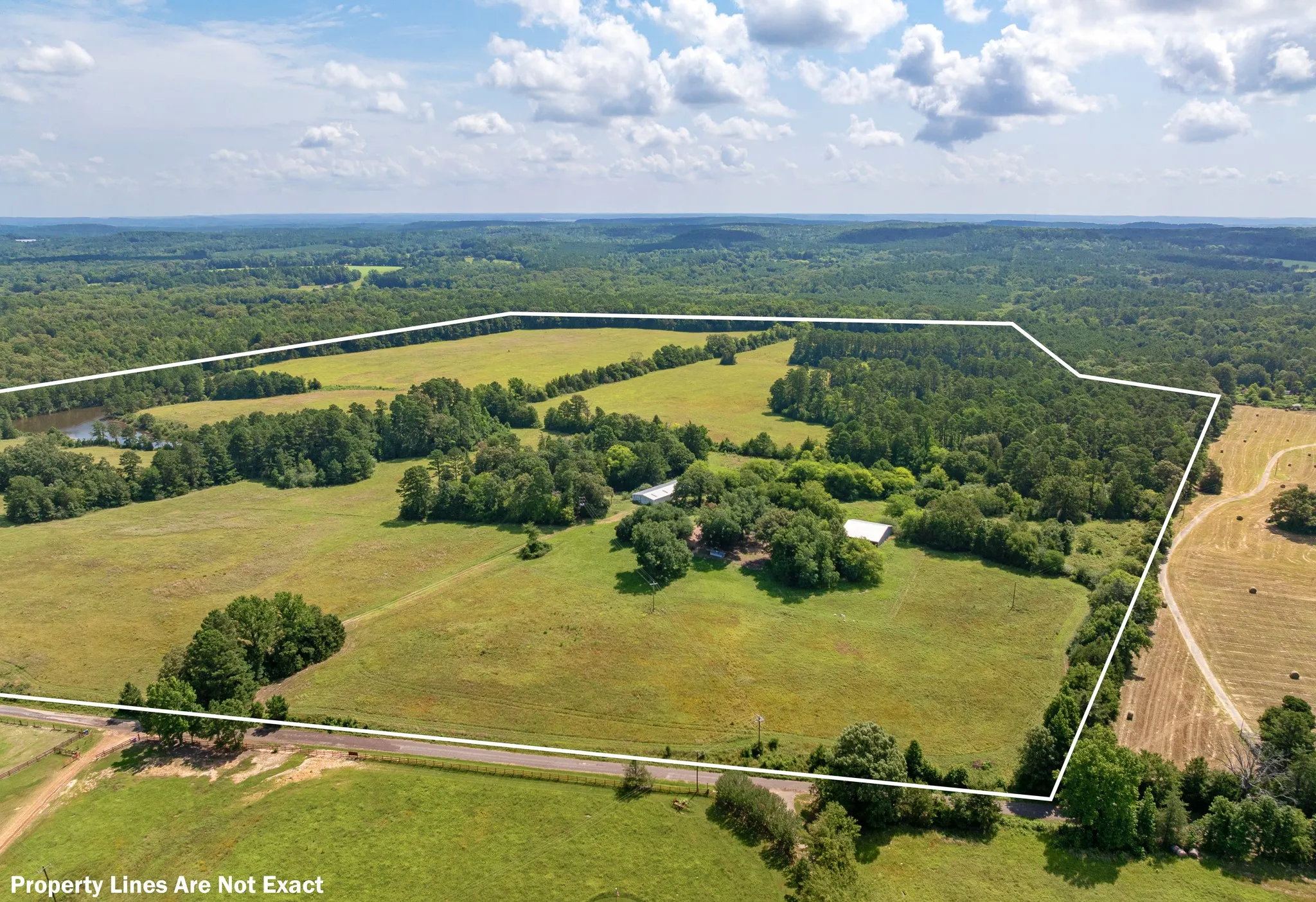 Farm For Sale in Upshur County , 8468 Hydrangea Road, Ore City, Texas 75683, 3 Bedroom, 2 Bathroom, 2 Garage spaces, 1,167 Sqft, built in 1985, mls#21372369, Real Estate Agent in Ore City, Homes For Sale in Upshur county, Homes For Sale in Ore City, Realtor in Ore City Texas, Real Estate Brokerage Independent Realty Texas, Luminita Cordes Realtor
