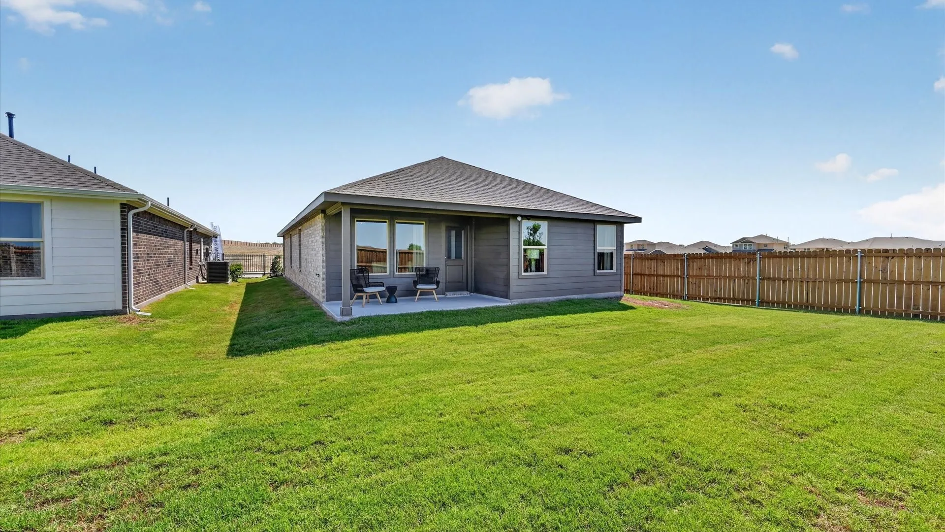 Single Family Residence For Sale in Denton County , 537 STERLING THICKET Lane, Denton, Texas 76259, 3 Bedroom, 2 Bathroom, 2 Garage spaces, 1,335 Sqft, built in 2026, mls#21398086, Real Estate Agent in Denton, Homes For Sale in Denton county, Homes For Sale in Denton, Realtor in Denton Texas, Real Estate Brokerage Independent Realty Texas, Luminita Cordes Realtor