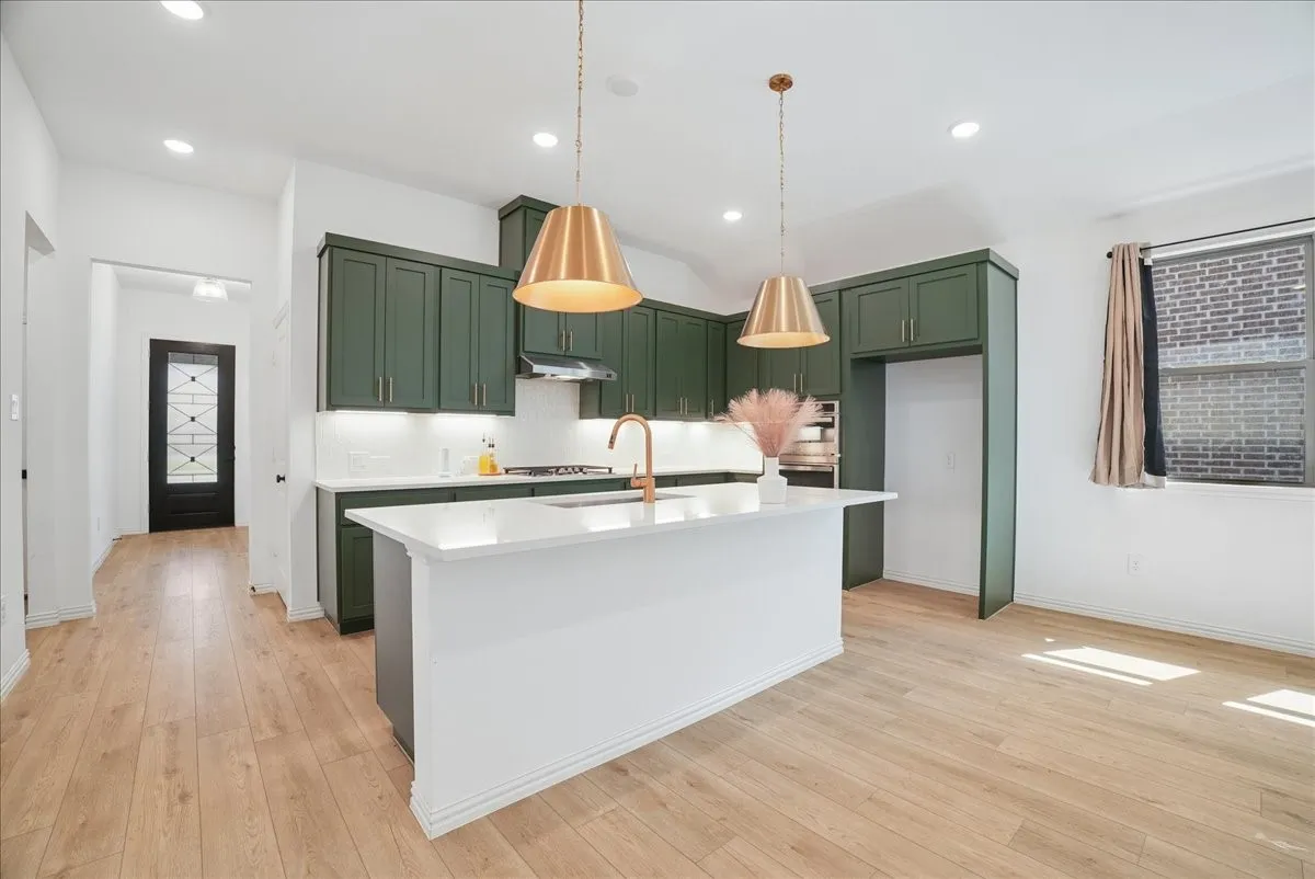 Single Family Residence For Rent in Collin County , 2115 Meadowlark Lane, Melissa, Texas 75454, 4 Bedroom, 3 Bathroom, 2 Garage spaces, 2,264 Sqft, built in 2024, mls#21399179, Real Estate Agent in Melissa, Homes For Rent in Collin county, Homes For Rent in Melissa, Realtor in Melissa Texas, Real Estate Brokerage Independent Realty Texas, Luminita Cordes Realtor