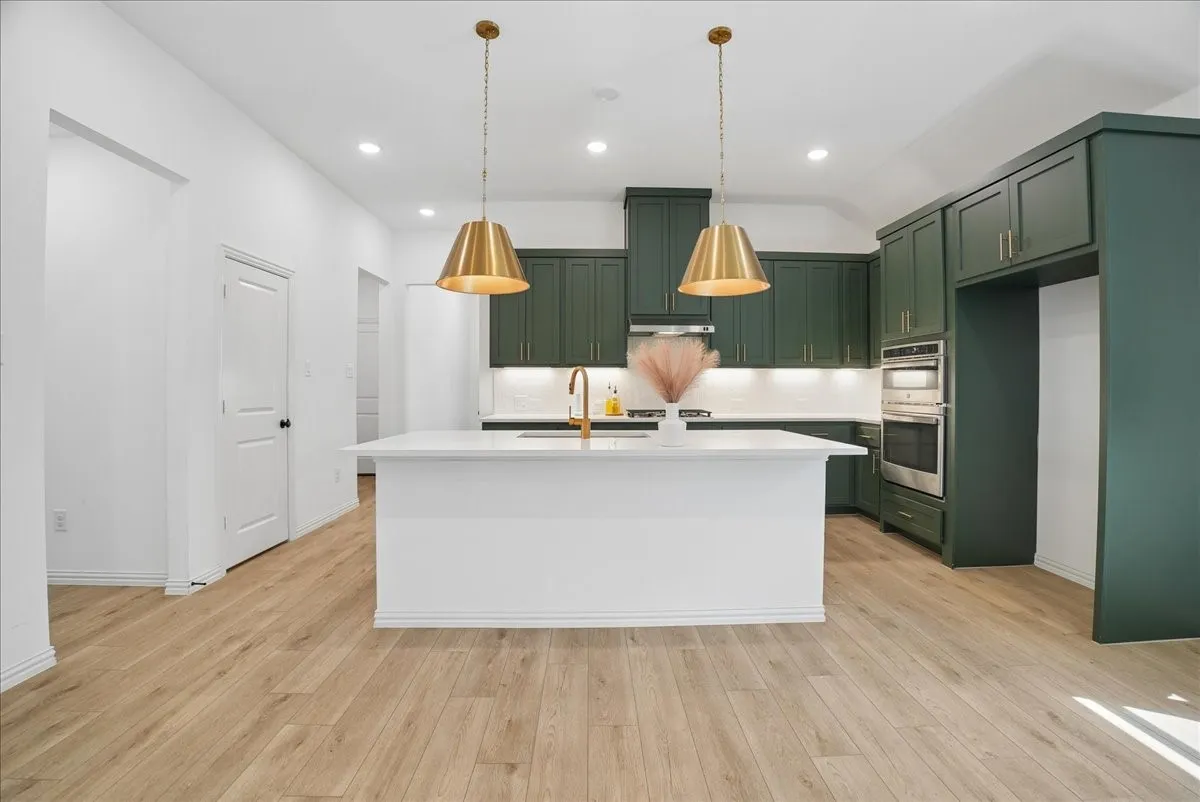 Single Family Residence For Rent in Collin County , 2115 Meadowlark Lane, Melissa, Texas 75454, 4 Bedroom, 3 Bathroom, 2 Garage spaces, 2,264 Sqft, built in 2024, mls#21399179, Real Estate Agent in Melissa, Homes For Rent in Collin county, Homes For Rent in Melissa, Realtor in Melissa Texas, Real Estate Brokerage Independent Realty Texas, Luminita Cordes Realtor