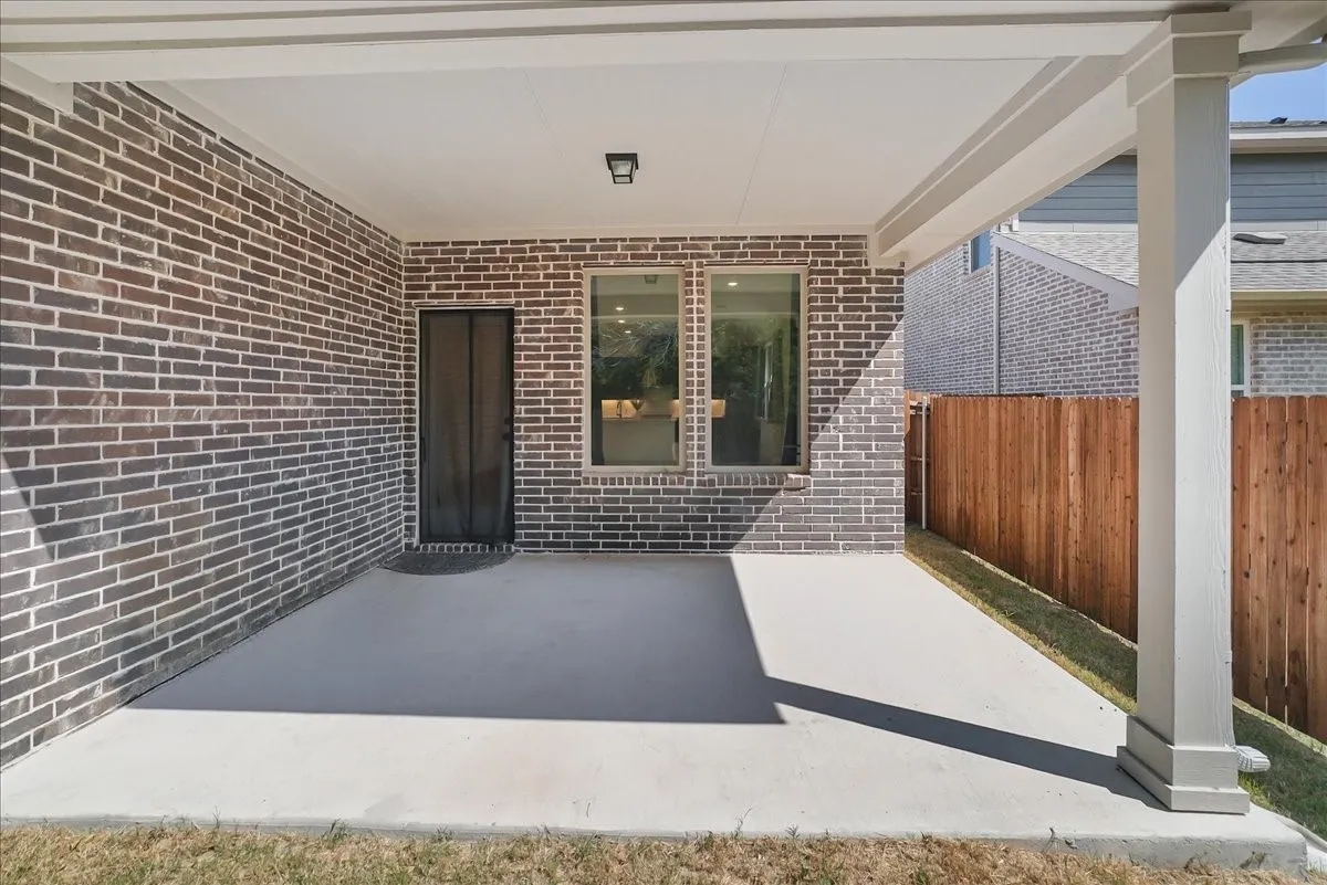 Single Family Residence For Rent in Collin County , 2115 Meadowlark Lane, Melissa, Texas 75454, 4 Bedroom, 3 Bathroom, 2 Garage spaces, 2,264 Sqft, built in 2024, mls#21399179, Real Estate Agent in Melissa, Homes For Rent in Collin county, Homes For Rent in Melissa, Realtor in Melissa Texas, Real Estate Brokerage Independent Realty Texas, Luminita Cordes Realtor