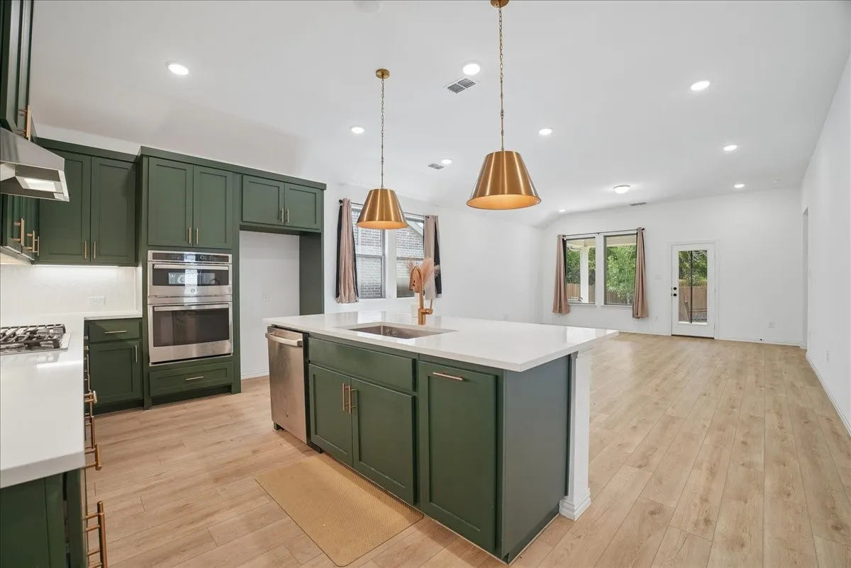 Single Family Residence For Rent in Collin County , 2115 Meadowlark Lane, Melissa, Texas 75454, 4 Bedroom, 3 Bathroom, 2 Garage spaces, 2,264 Sqft, built in 2024, mls#21399179, Real Estate Agent in Melissa, Homes For Rent in Collin county, Homes For Rent in Melissa, Realtor in Melissa Texas, Real Estate Brokerage Independent Realty Texas, Luminita Cordes Realtor