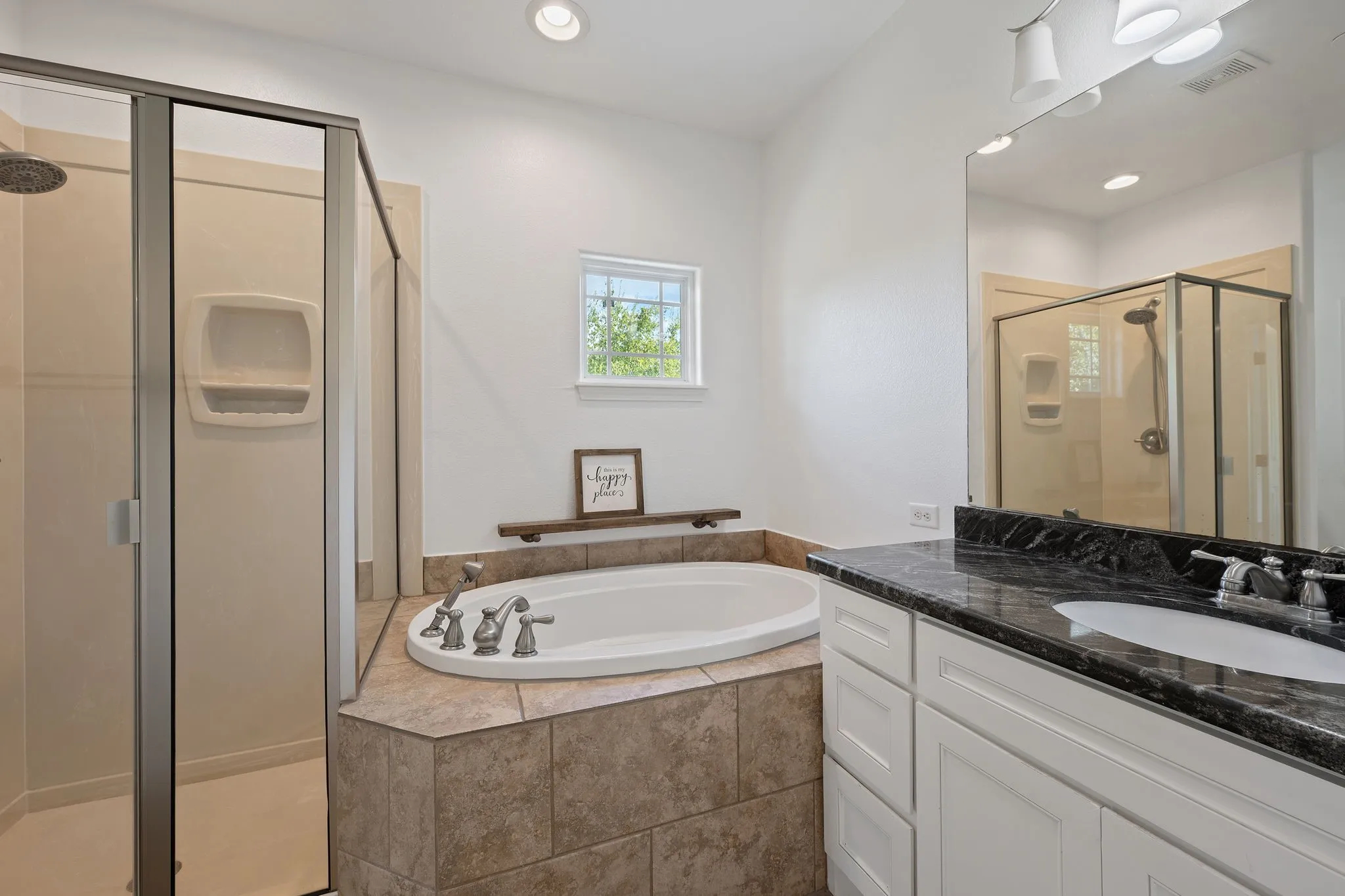 Single Family Residence For Sale in Brazos County , 2307 Carisbrooke Loop, College Station, Texas 77845, 4 Bedroom, 4 Bathroom, 2 Garage spaces, 2,622 Sqft, built in 2012, mls#21398754, Real Estate Agent in College Station, Homes For Sale in Brazos county, Homes For Sale in College Station, Realtor in College Station Texas, Real Estate Brokerage Independent Realty Texas, Luminita Cordes Realtor