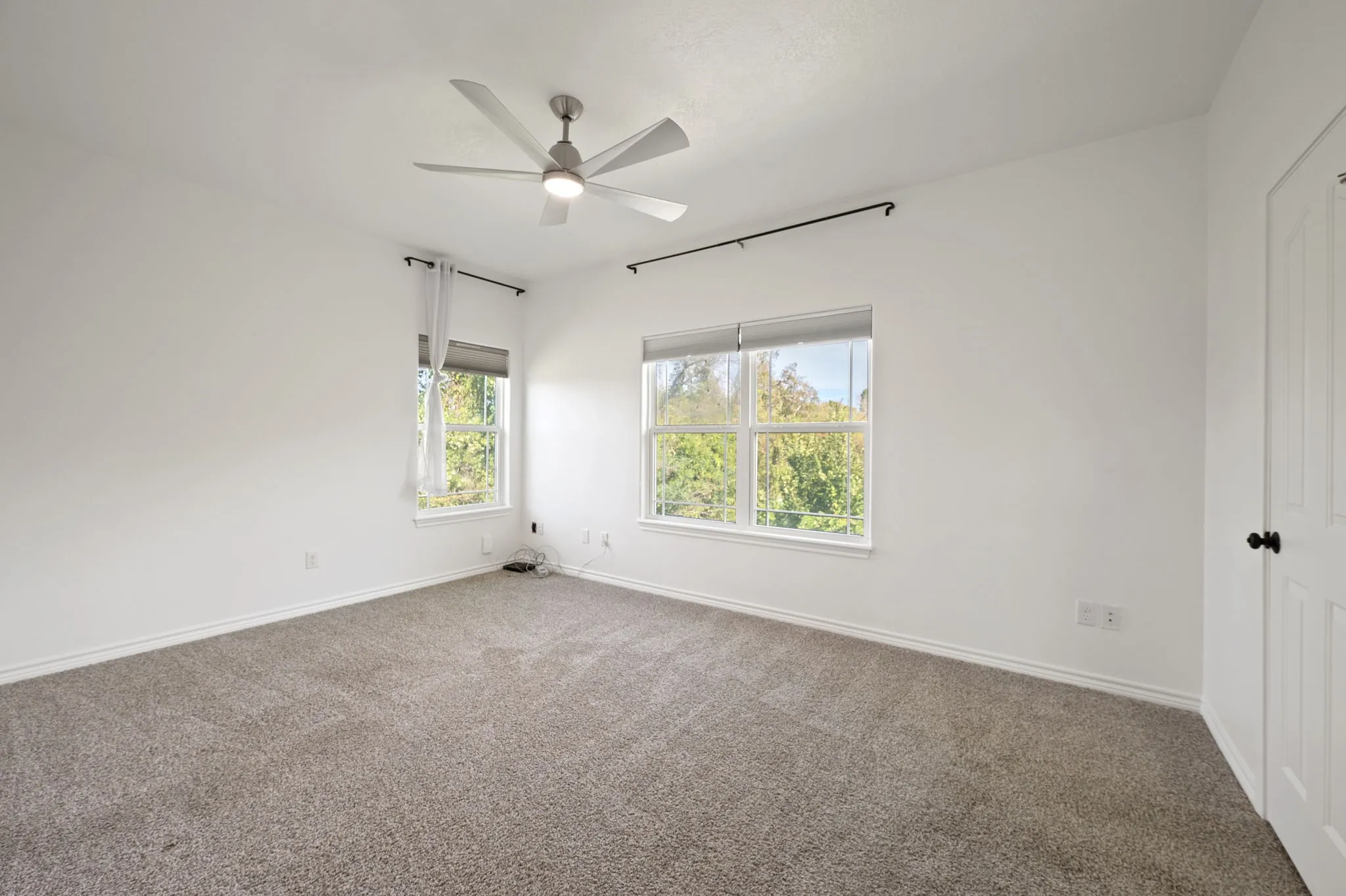 Single Family Residence For Sale in Brazos County , 2307 Carisbrooke Loop, College Station, Texas 77845, 4 Bedroom, 4 Bathroom, 2 Garage spaces, 2,622 Sqft, built in 2012, mls#21398754, Real Estate Agent in College Station, Homes For Sale in Brazos county, Homes For Sale in College Station, Realtor in College Station Texas, Real Estate Brokerage Independent Realty Texas, Luminita Cordes Realtor