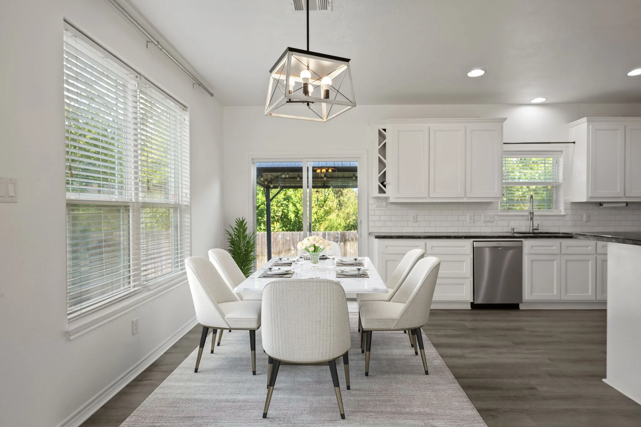 Single Family Residence For Sale in Brazos County , 2307 Carisbrooke Loop, College Station, Texas 77845, 4 Bedroom, 4 Bathroom, 2 Garage spaces, 2,622 Sqft, built in 2012, mls#21398754, Real Estate Agent in College Station, Homes For Sale in Brazos county, Homes For Sale in College Station, Realtor in College Station Texas, Real Estate Brokerage Independent Realty Texas, Luminita Cordes Realtor