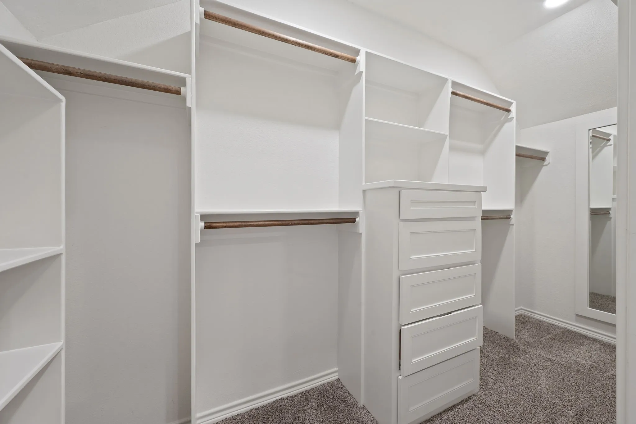 Single Family Residence For Sale in Brazos County , 2307 Carisbrooke Loop, College Station, Texas 77845, 4 Bedroom, 4 Bathroom, 2 Garage spaces, 2,622 Sqft, built in 2012, mls#21398754, Real Estate Agent in College Station, Homes For Sale in Brazos county, Homes For Sale in College Station, Realtor in College Station Texas, Real Estate Brokerage Independent Realty Texas, Luminita Cordes Realtor
