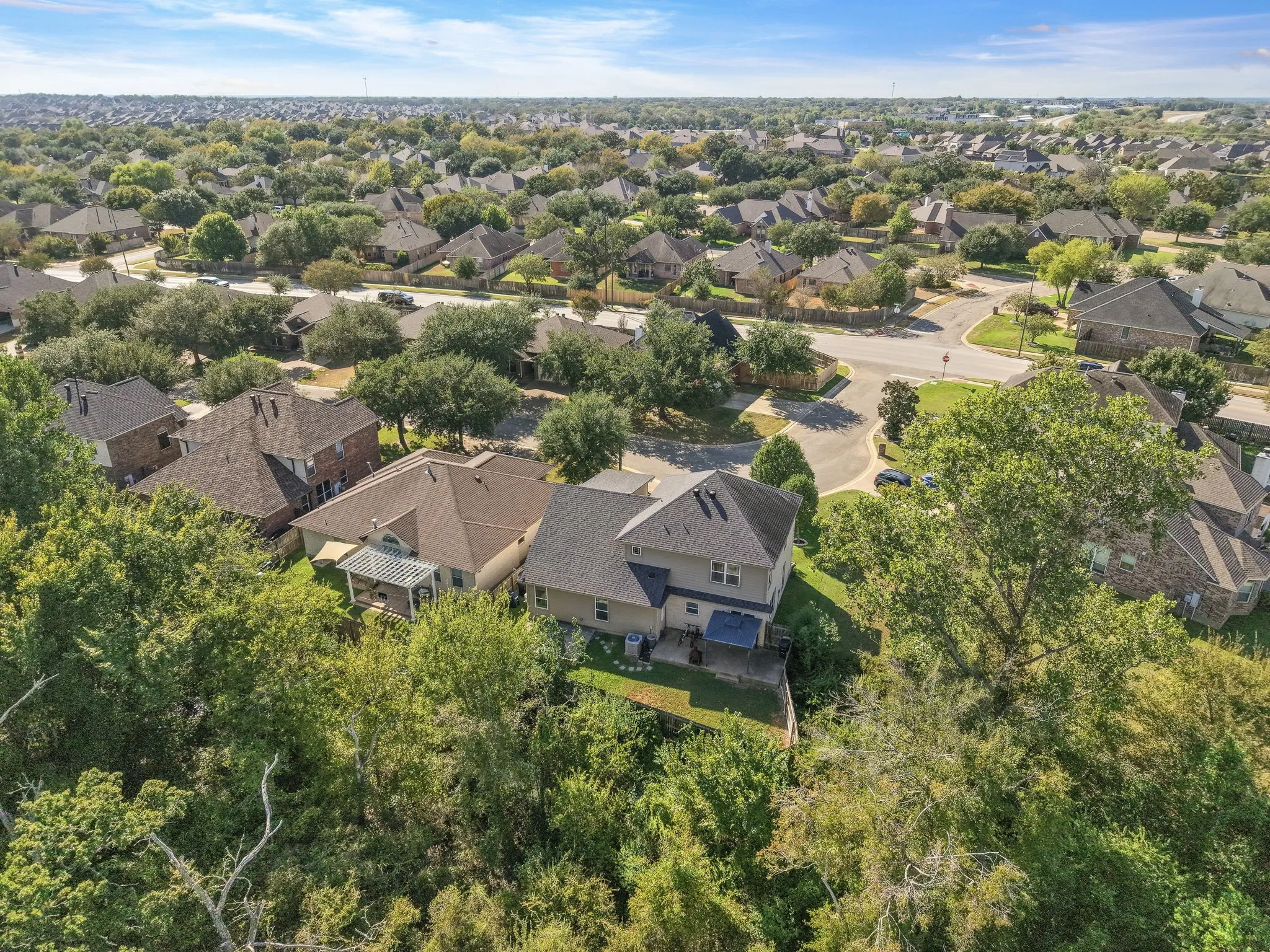 Single Family Residence For Sale in Brazos County , 2307 Carisbrooke Loop, College Station, Texas 77845, 4 Bedroom, 4 Bathroom, 2 Garage spaces, 2,622 Sqft, built in 2012, mls#21398754, Real Estate Agent in College Station, Homes For Sale in Brazos county, Homes For Sale in College Station, Realtor in College Station Texas, Real Estate Brokerage Independent Realty Texas, Luminita Cordes Realtor