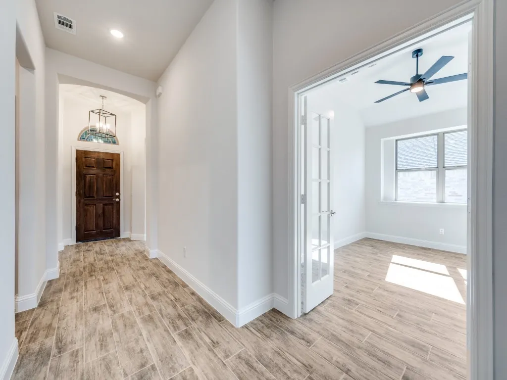 Single Family Residence For Sale in Denton County , 7013 Lilly Lane, Sanger, Texas 76266, 3 Bedroom, 2 Bathroom, 3 Garage spaces, 2,033 Sqft, built in 2026, mls#21399235, Real Estate Agent in Sanger, Homes For Sale in Denton county, Homes For Sale in Sanger, Realtor in Sanger Texas, Real Estate Brokerage Independent Realty Texas, Luminita Cordes Realtor