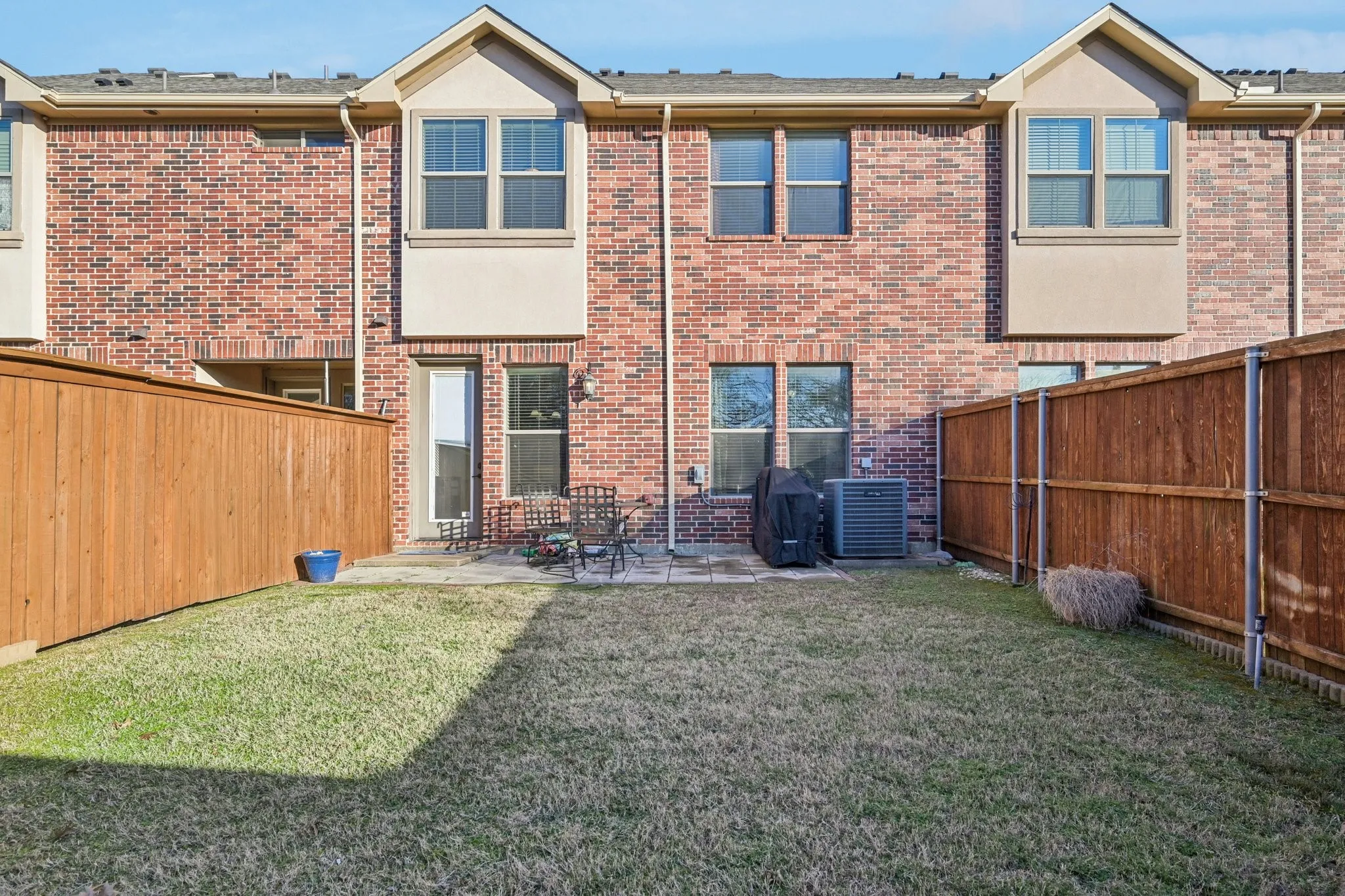 Townhouse For Sale in Collin County , 319 Phoebe, Allen, Texas 75013, 3 Bedroom, 3 Bathroom, 2 Garage spaces, 1,753 Sqft, built in 2012, mls#21399226, Real Estate Agent in Allen, Homes For Sale in Collin county, Homes For Sale in Allen, Realtor in Allen Texas, Real Estate Brokerage Independent Realty Texas, Luminita Cordes Realtor