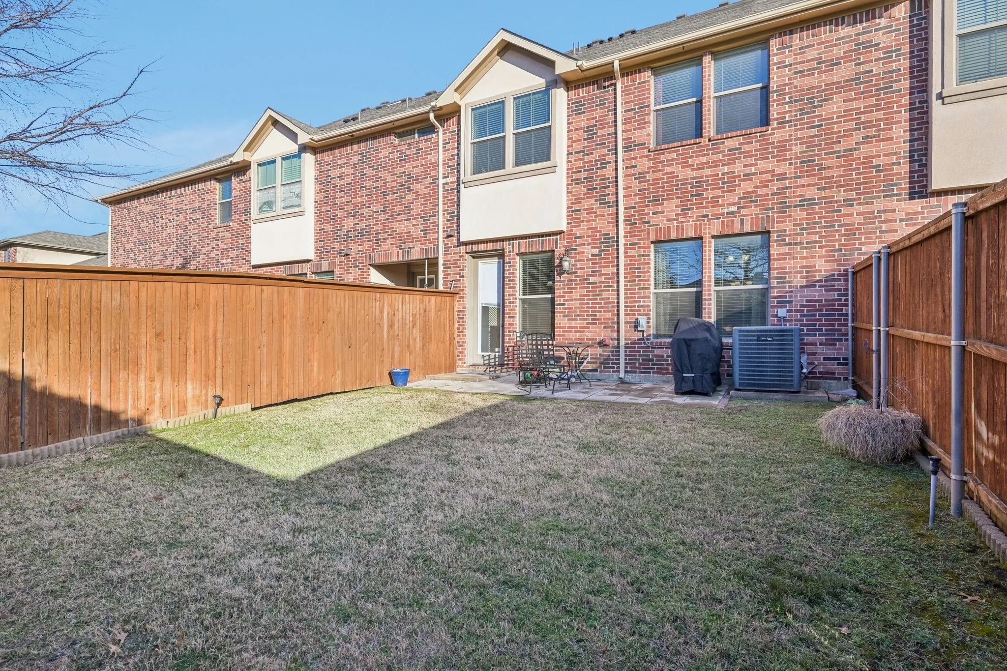 Townhouse For Sale in Collin County , 319 Phoebe, Allen, Texas 75013, 3 Bedroom, 3 Bathroom, 2 Garage spaces, 1,753 Sqft, built in 2012, mls#21399226, Real Estate Agent in Allen, Homes For Sale in Collin county, Homes For Sale in Allen, Realtor in Allen Texas, Real Estate Brokerage Independent Realty Texas, Luminita Cordes Realtor