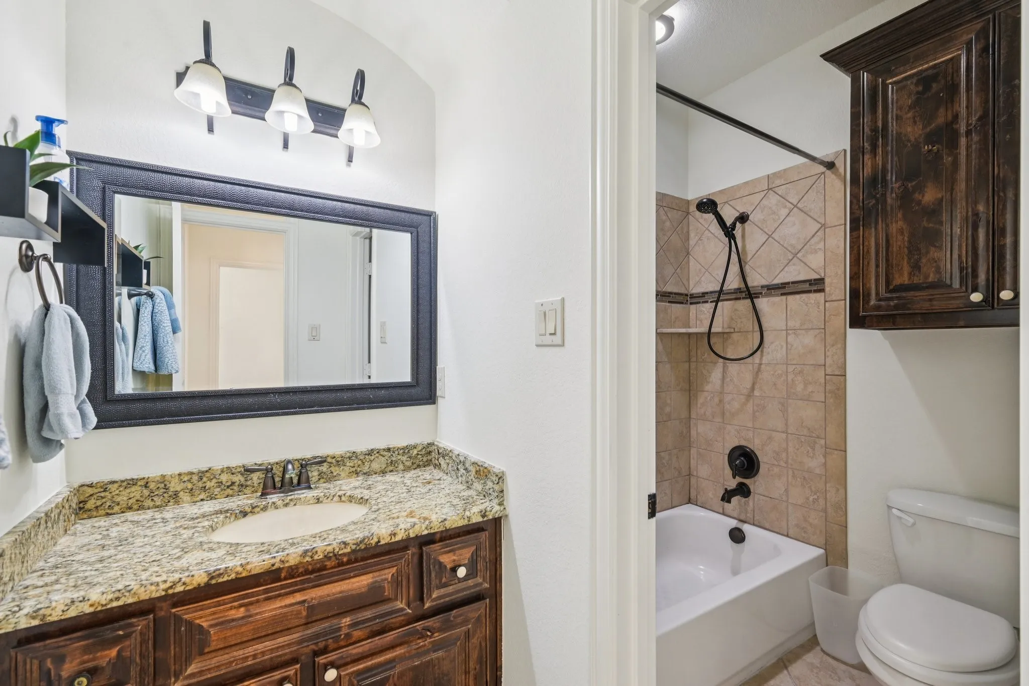 Townhouse For Sale in Collin County , 319 Phoebe, Allen, Texas 75013, 3 Bedroom, 3 Bathroom, 2 Garage spaces, 1,753 Sqft, built in 2012, mls#21399226, Real Estate Agent in Allen, Homes For Sale in Collin county, Homes For Sale in Allen, Realtor in Allen Texas, Real Estate Brokerage Independent Realty Texas, Luminita Cordes Realtor
