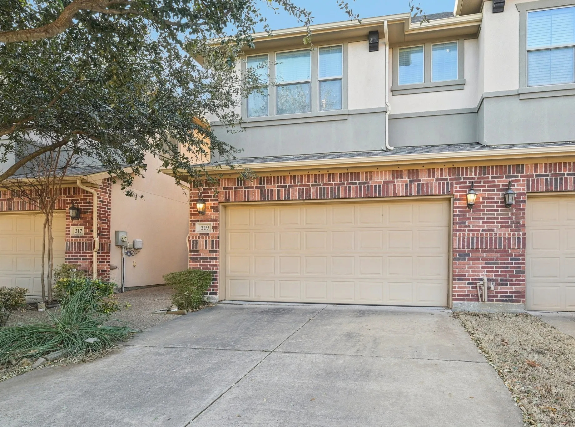 Townhouse For Sale in Collin County , 319 Phoebe, Allen, Texas 75013, 3 Bedroom, 3 Bathroom, 2 Garage spaces, 1,753 Sqft, built in 2012, mls#21399226, Real Estate Agent in Allen, Homes For Sale in Collin county, Homes For Sale in Allen, Realtor in Allen Texas, Real Estate Brokerage Independent Realty Texas, Luminita Cordes Realtor