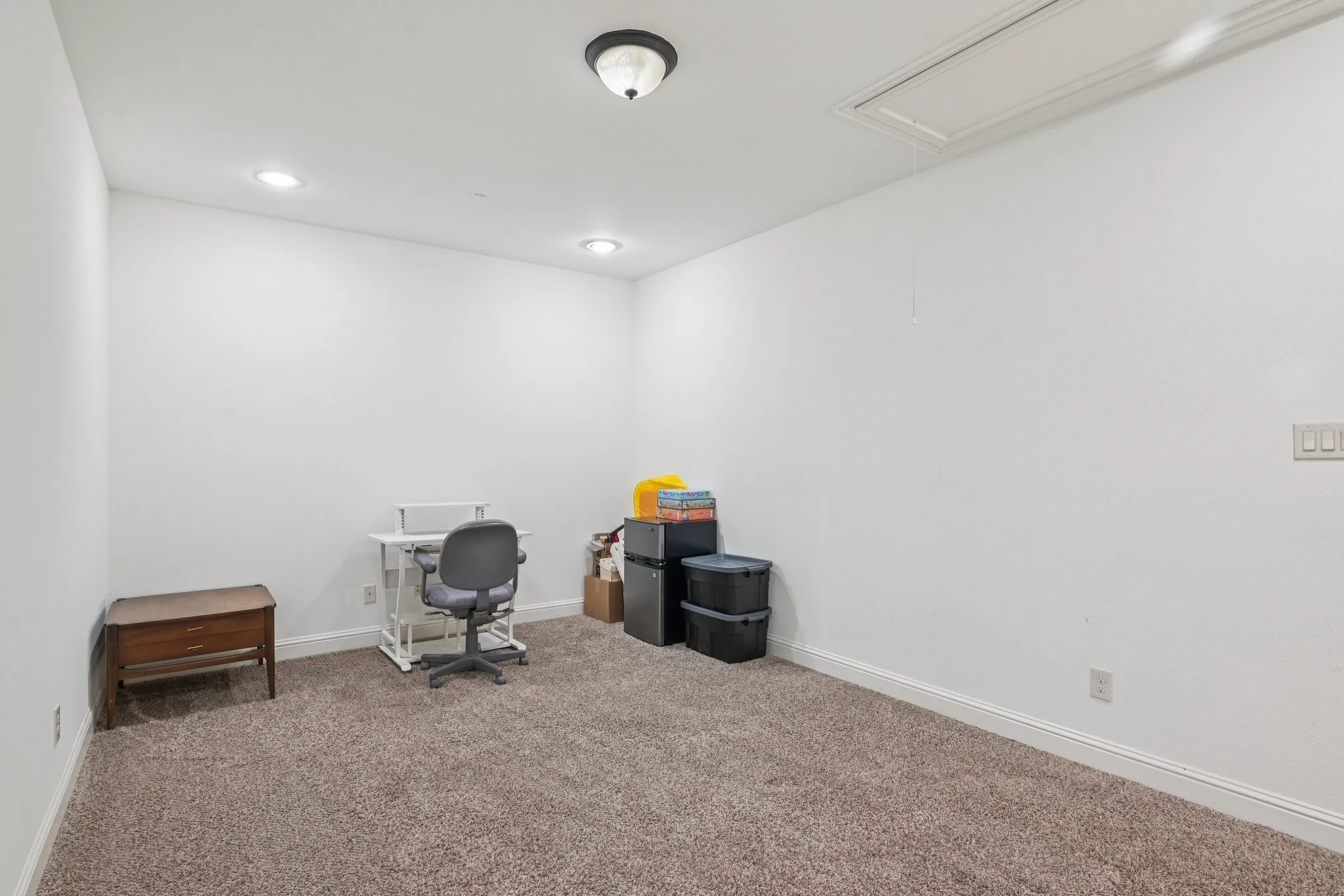 Townhouse For Sale in Collin County , 319 Phoebe, Allen, Texas 75013, 3 Bedroom, 3 Bathroom, 2 Garage spaces, 1,753 Sqft, built in 2012, mls#21399226, Real Estate Agent in Allen, Homes For Sale in Collin county, Homes For Sale in Allen, Realtor in Allen Texas, Real Estate Brokerage Independent Realty Texas, Luminita Cordes Realtor