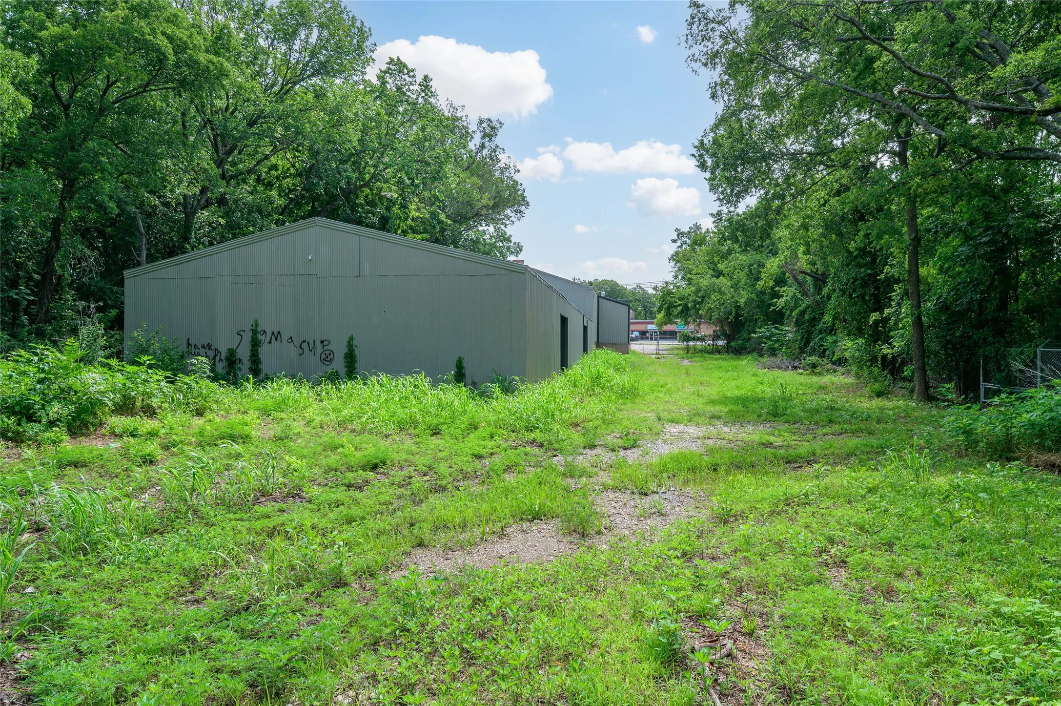 Warehouse For Sale in Grayson County , 5626 Texoma Parkway, Sherman, Texas 75090, 0, 0, Garage spaces, 0 Sqft, built in 1982, mls#21399094, Real Estate Agent in Sherman, Homes For Sale in Grayson county, Homes For Sale in Sherman, Realtor in Sherman Texas, Real Estate Brokerage Independent Realty Texas, Luminita Cordes Realtor
